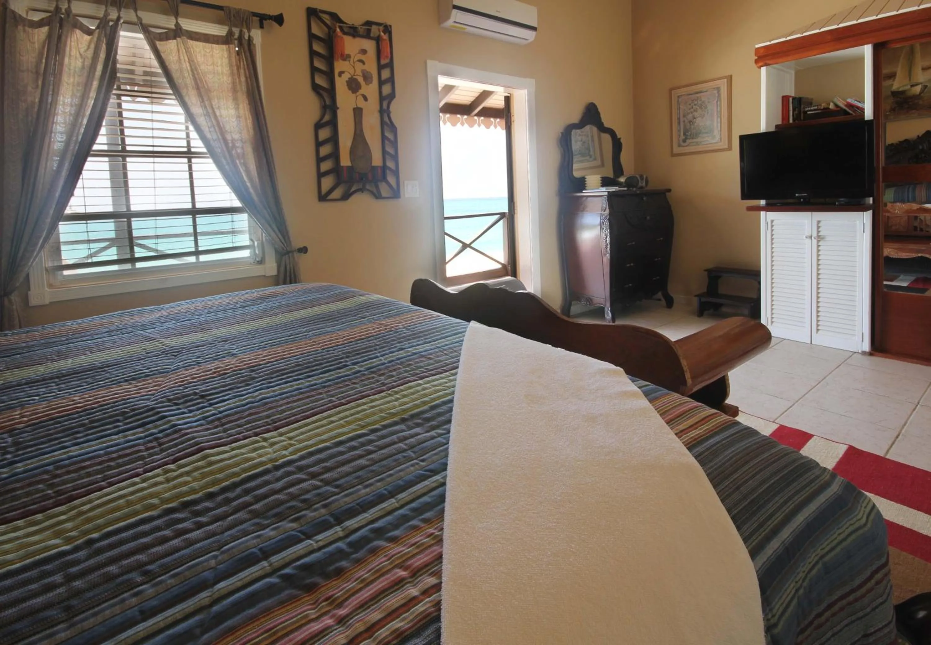 Bedroom, Bed in Mary's Boon Beach Resort & Spa