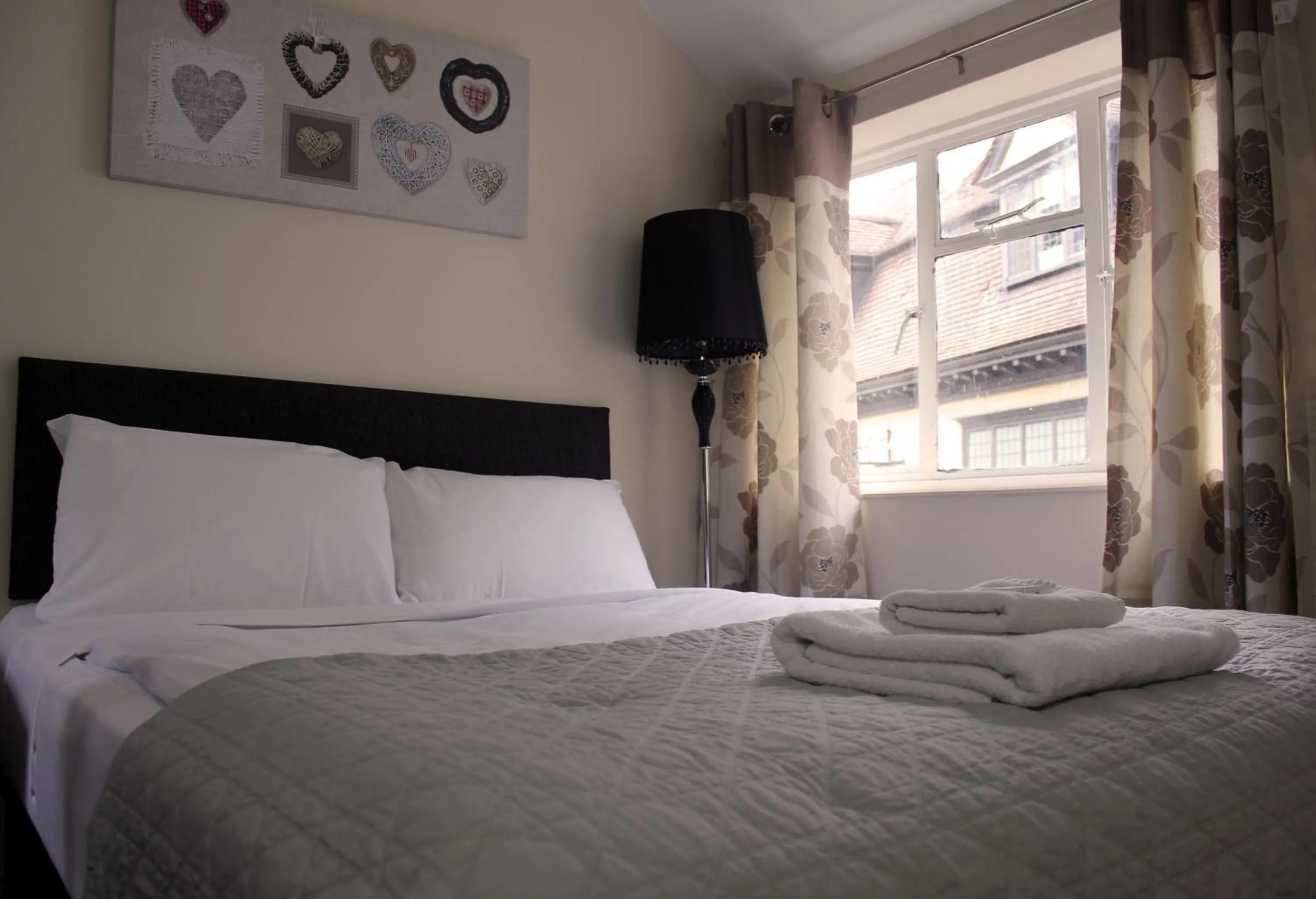 Bedroom, Bed in Ali Inn Oxford