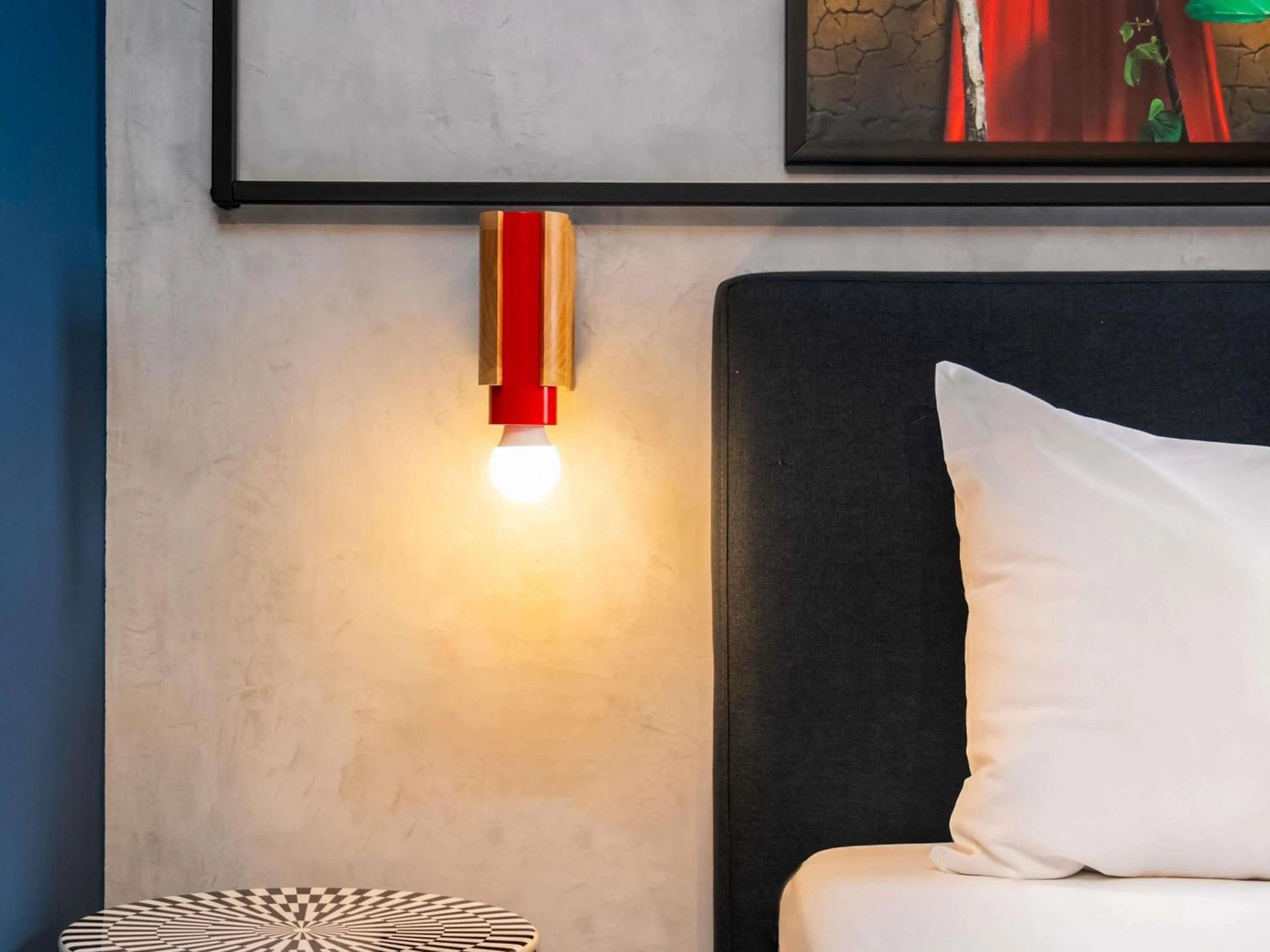 Bedroom, Bed in Ibis Styles Abidjan Plateau