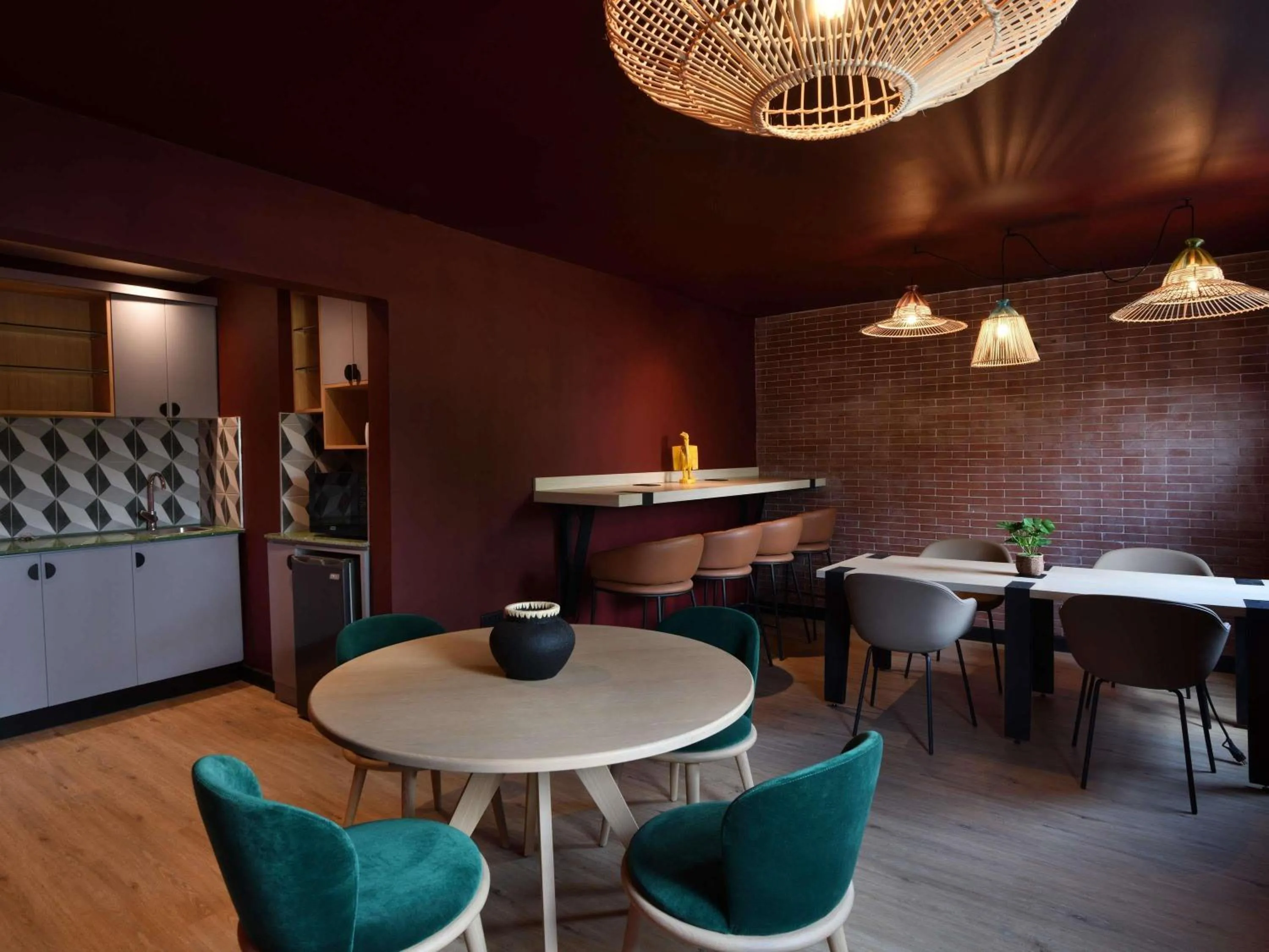 Property building in Ibis Styles Abidjan Marcory