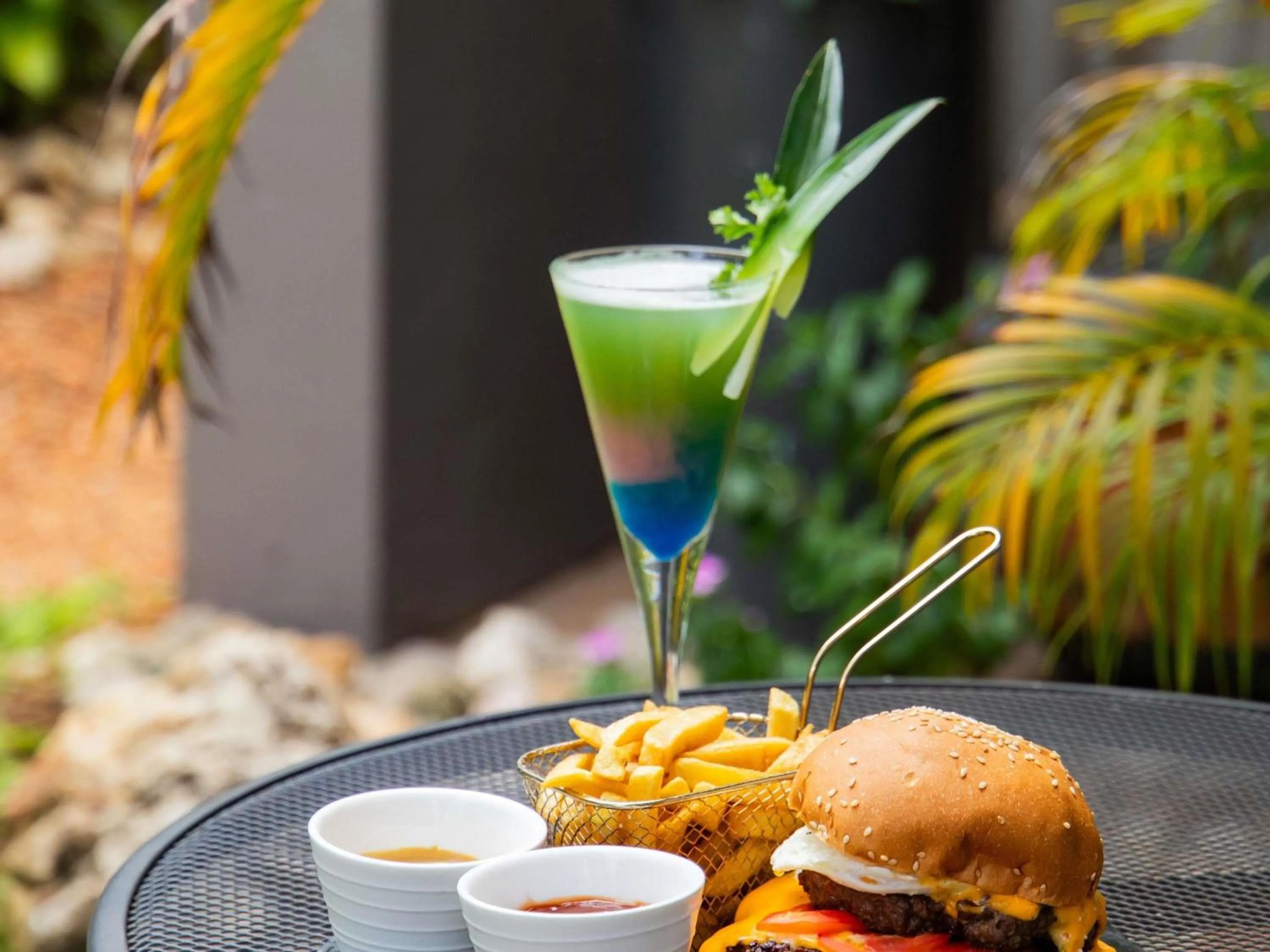 Restaurant/places to eat in Ibis Styles Abidjan Marcory