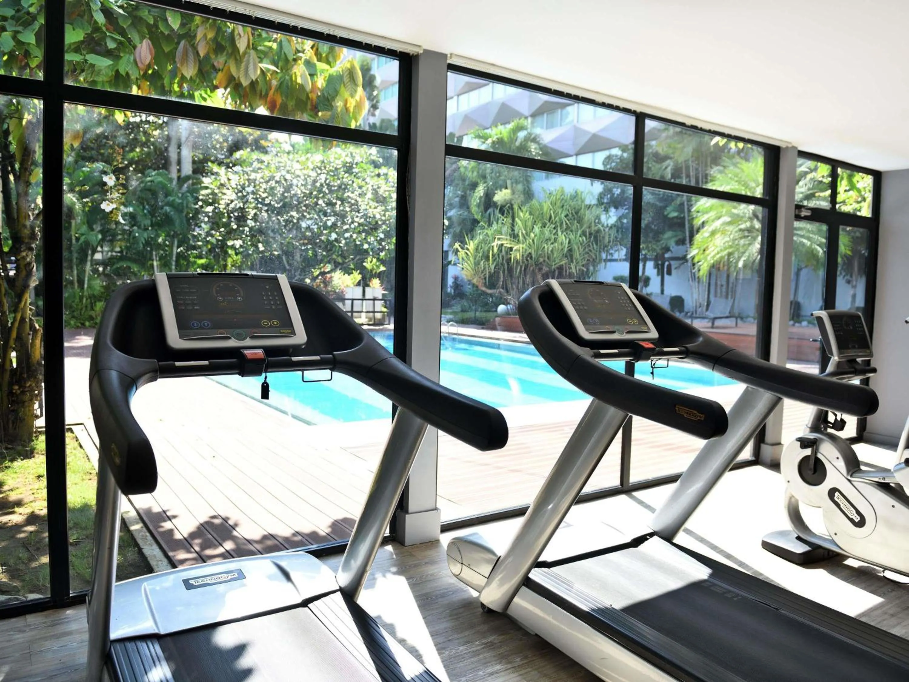 Fitness centre/facilities in Novotel Abidjan Plateau
