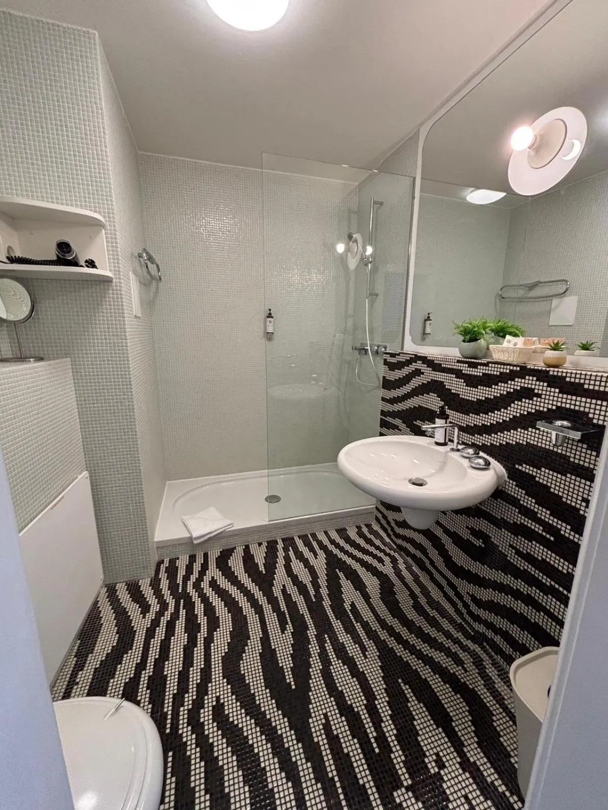 Bathroom in LH Vintage Design Hotel Sax