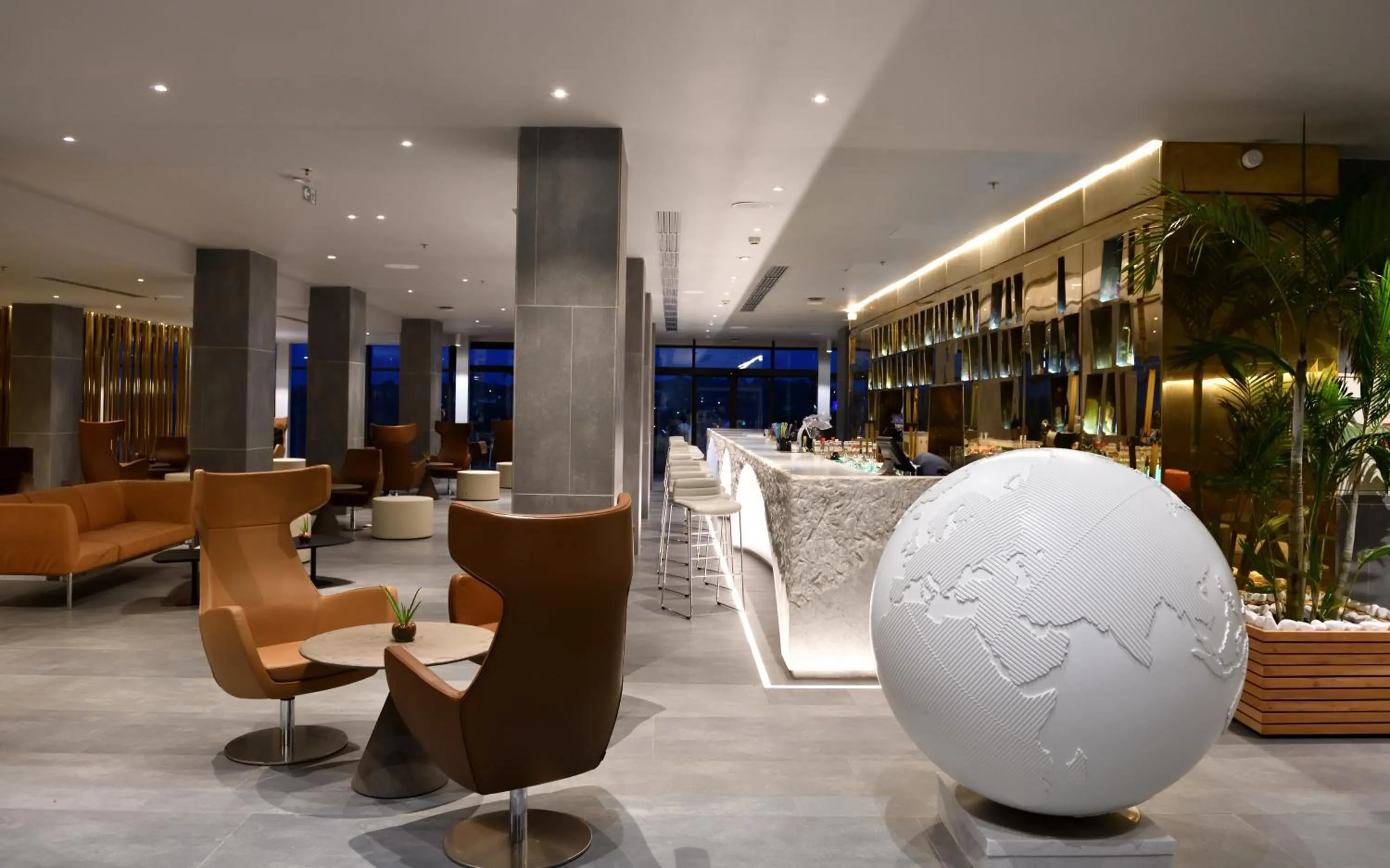 Lobby or reception in Pullman Abidjan