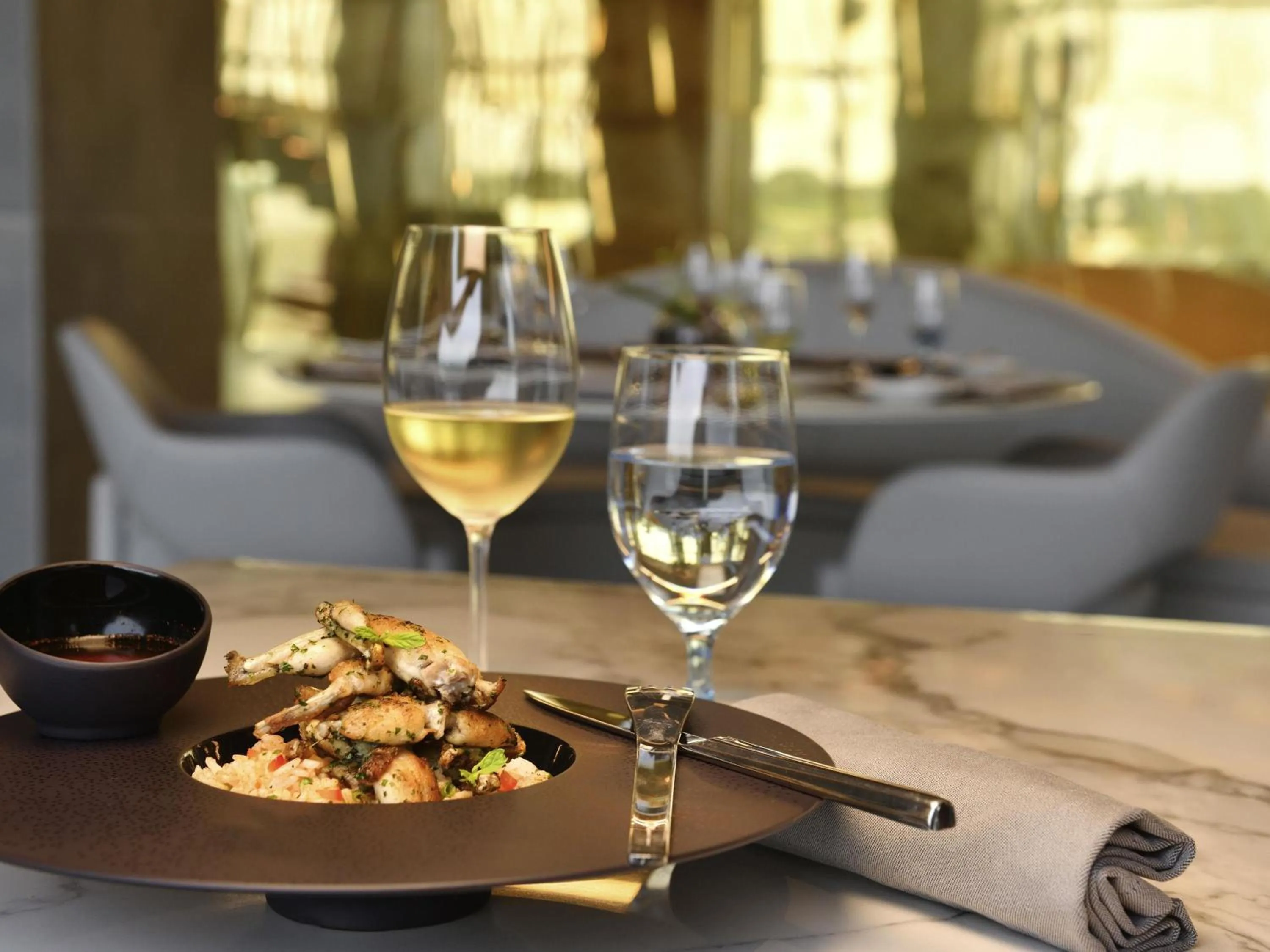 Restaurant/places to eat in Pullman Abidjan