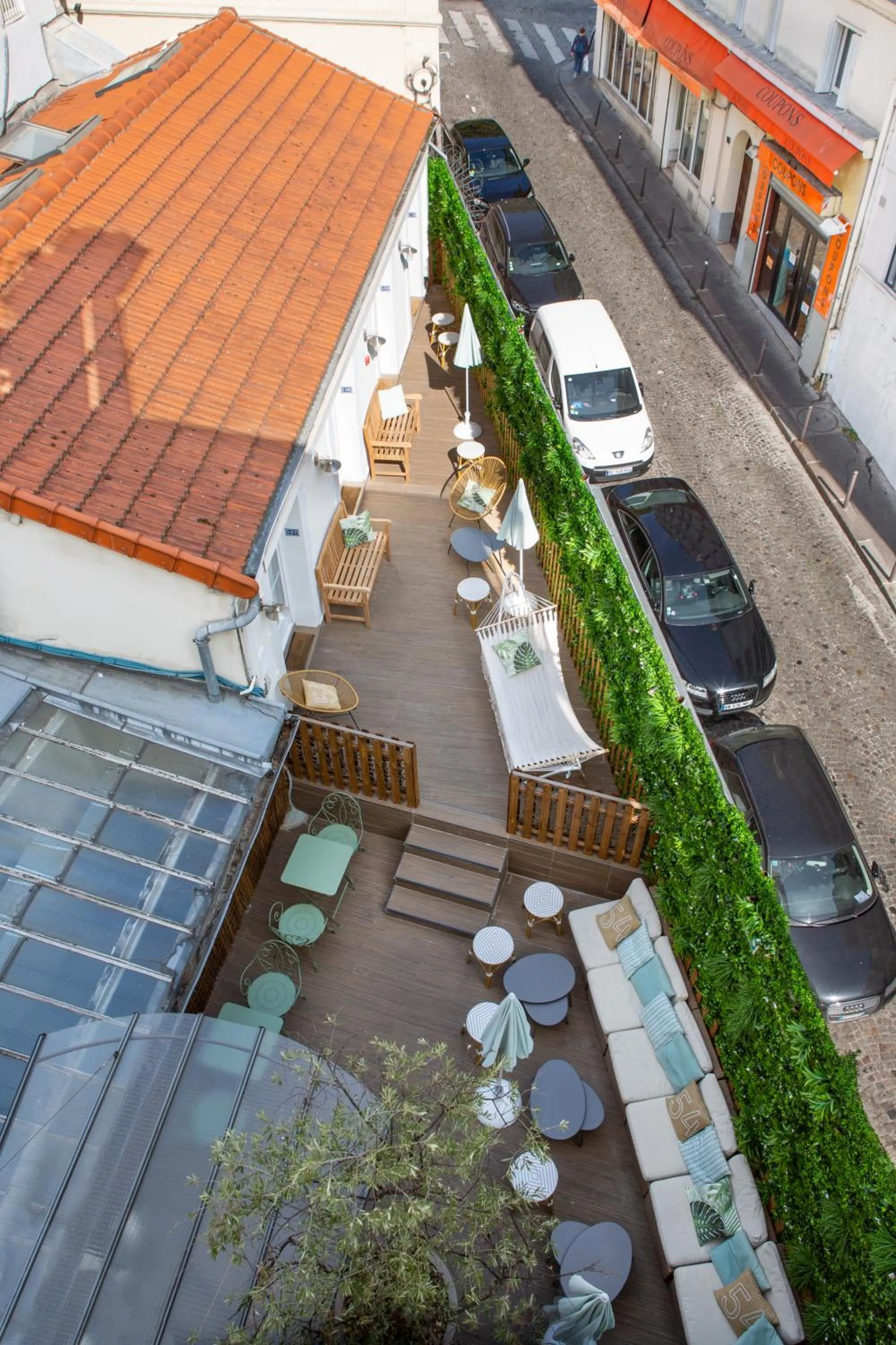 Bird's eye view in Le Village Montmartre
