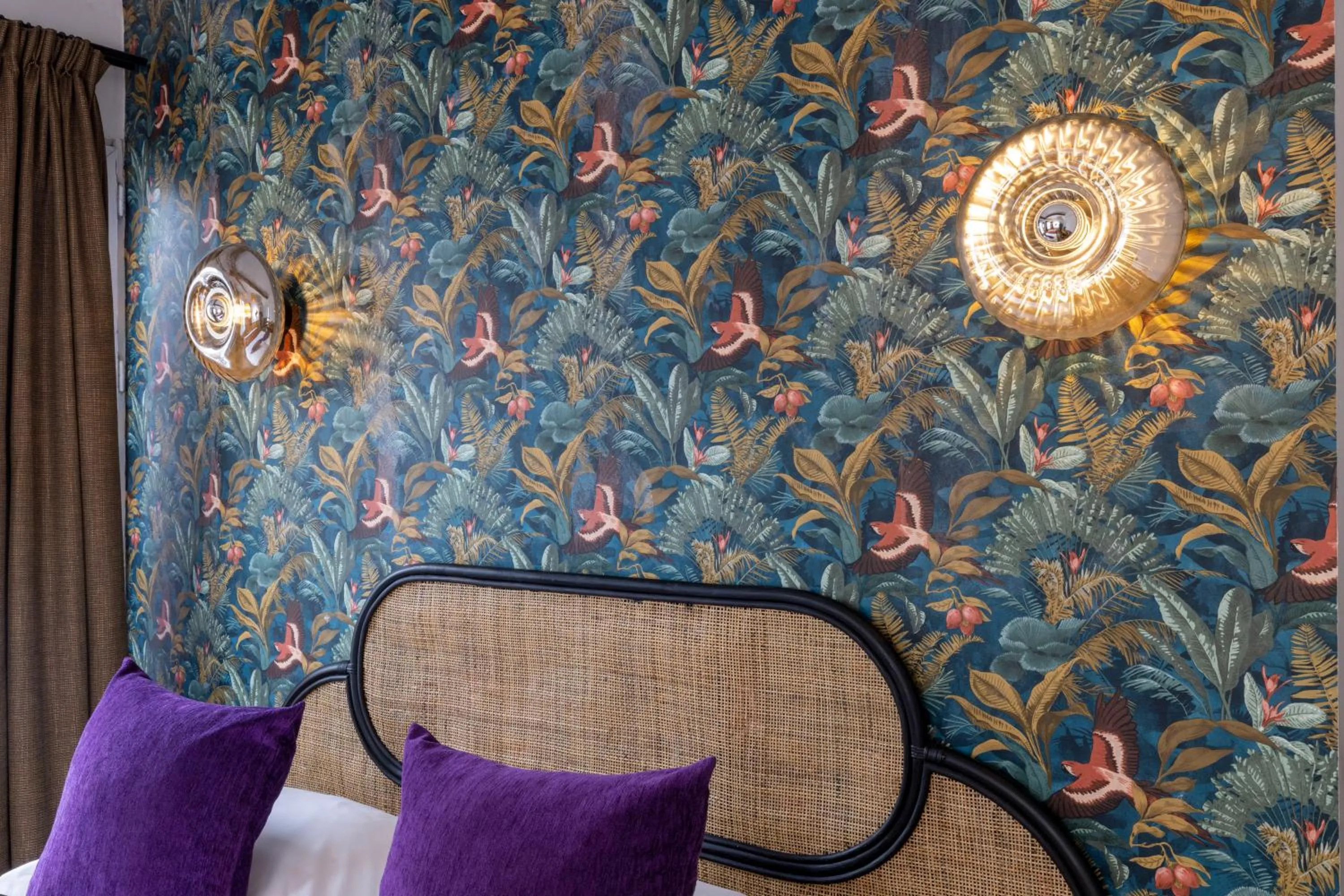 Bedroom in Le Village Montmartre