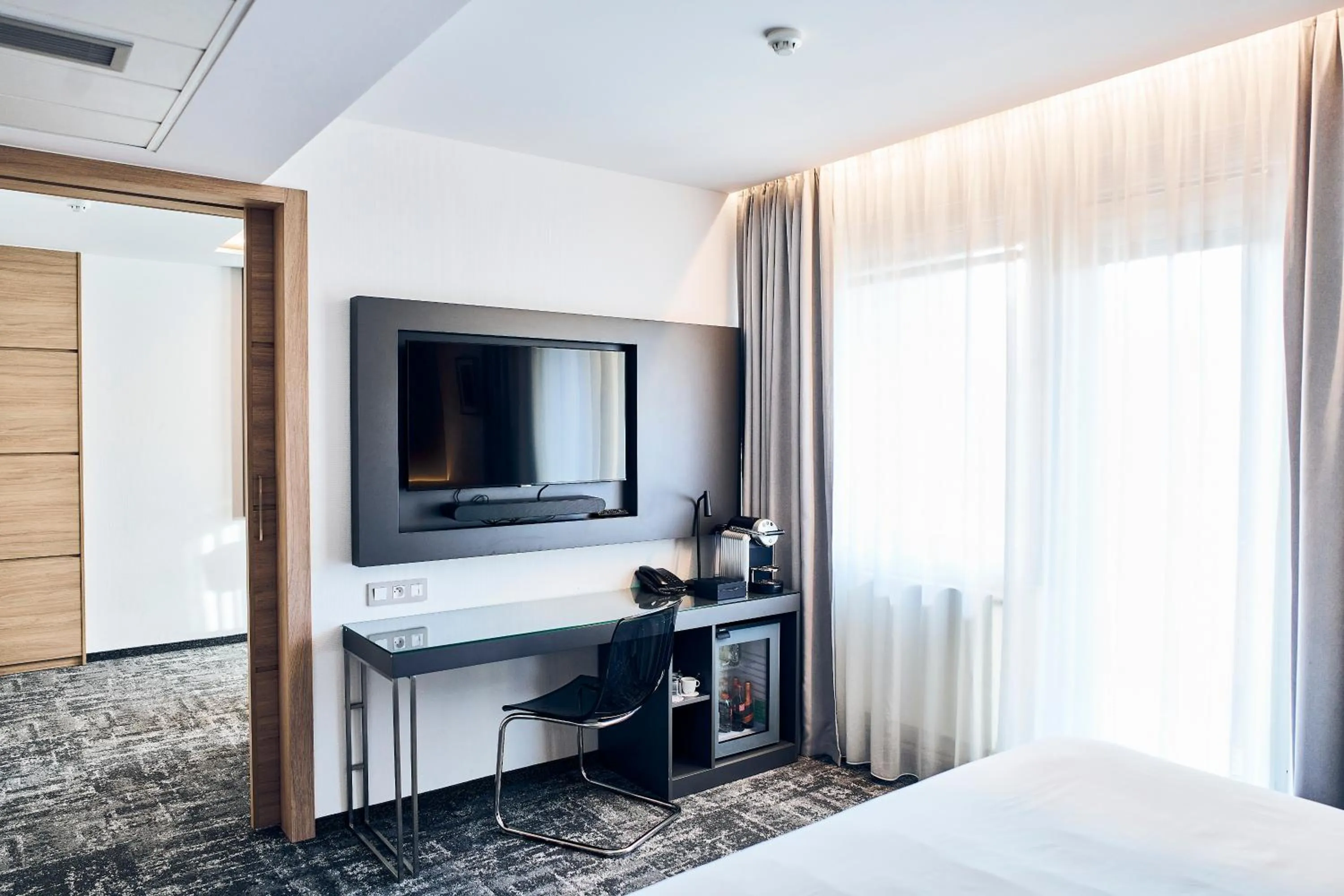 TV and multimedia, Bed in Hotel International Brno