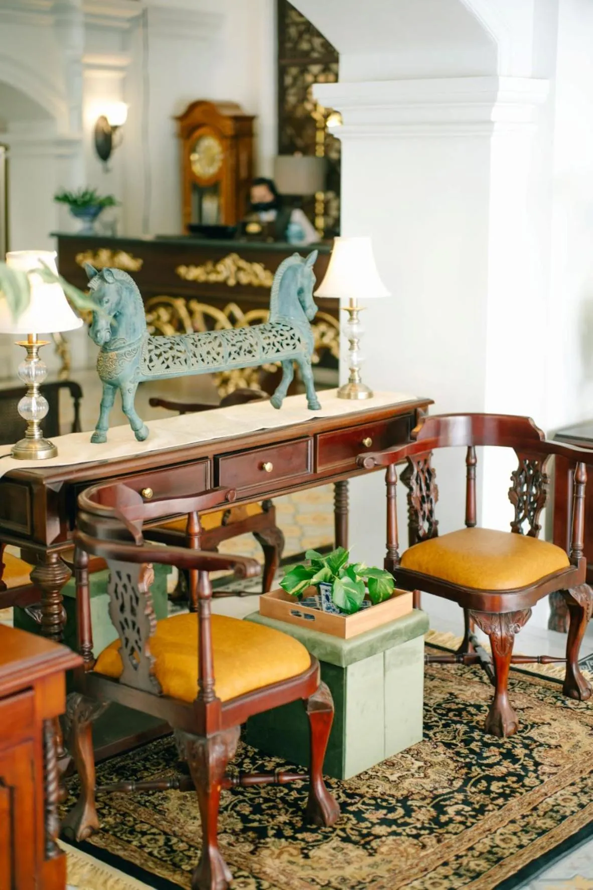 Lobby or reception in MAHALAYA The Legacy Hotel