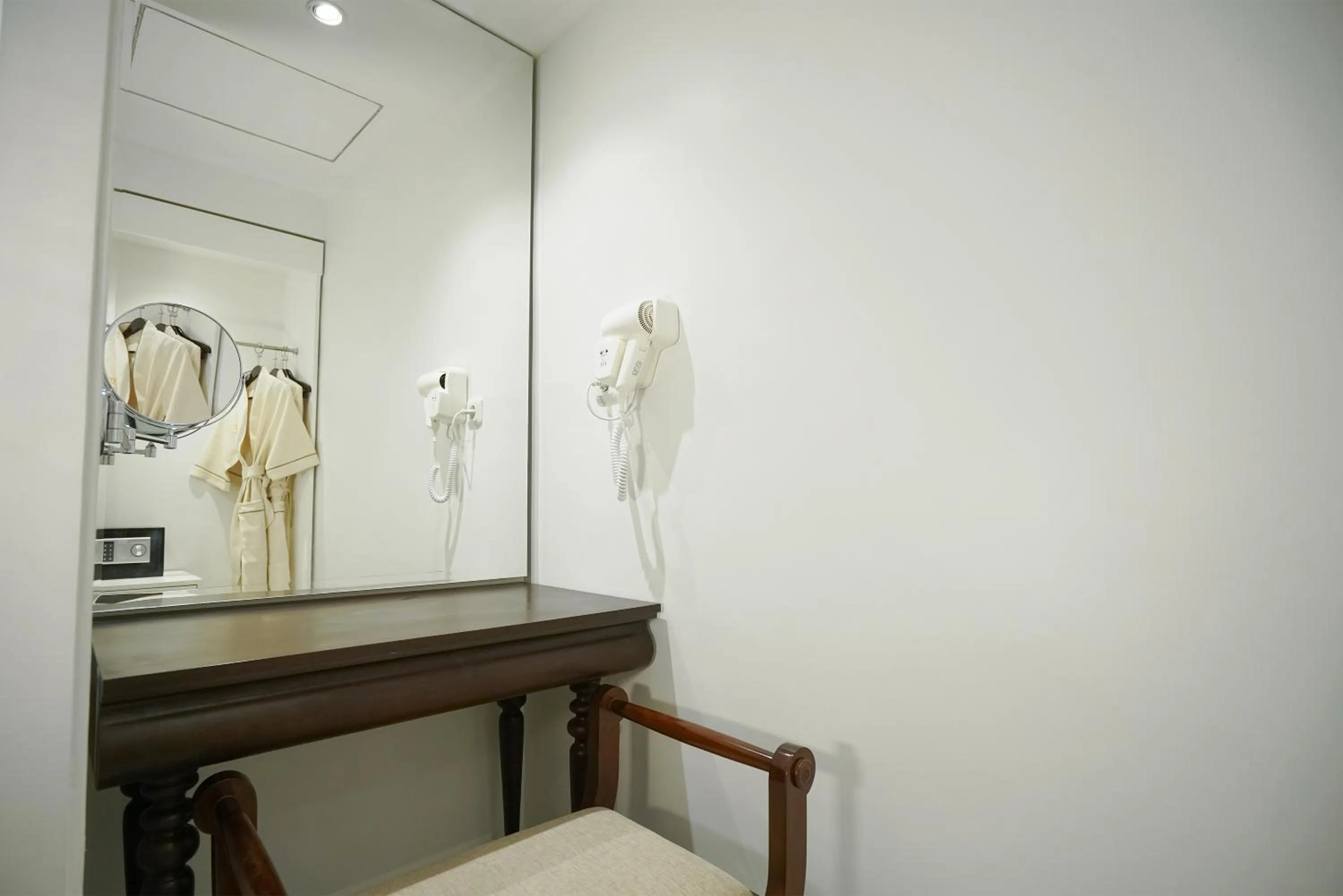 hair dryier in MAHALAYA The Legacy Hotel