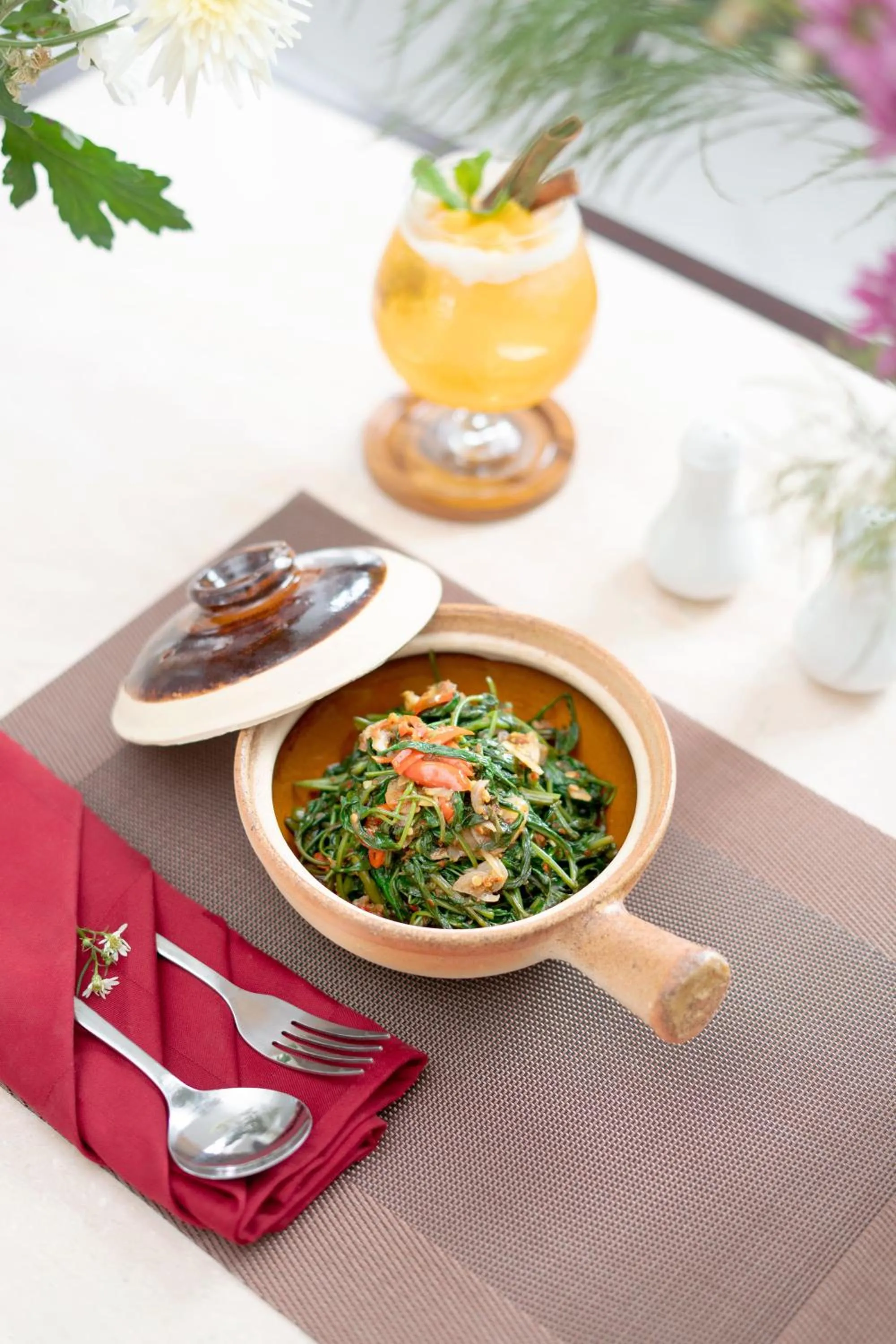 Food in MAHALAYA The Legacy Hotel