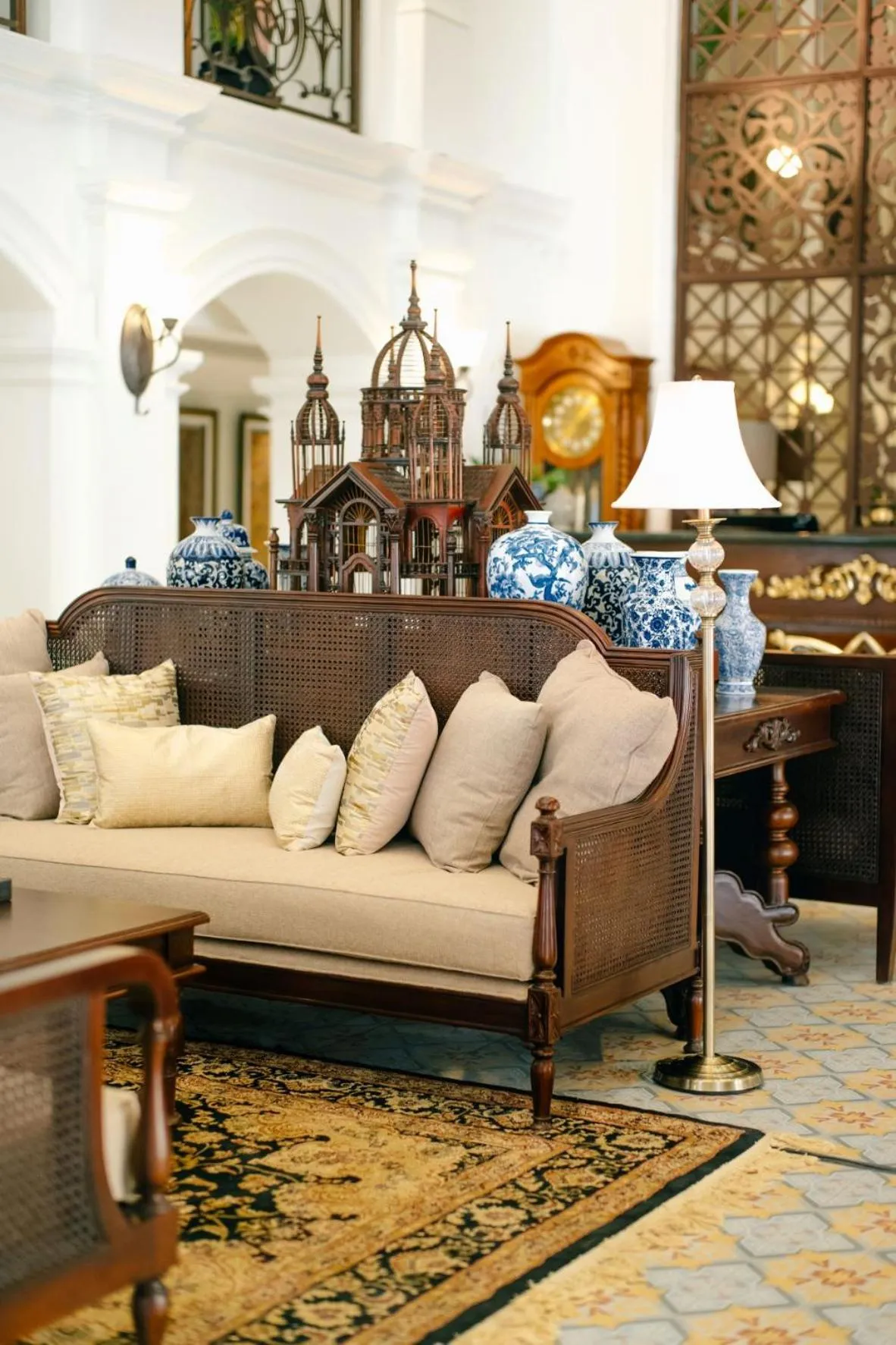 Lobby or reception in MAHALAYA The Legacy Hotel