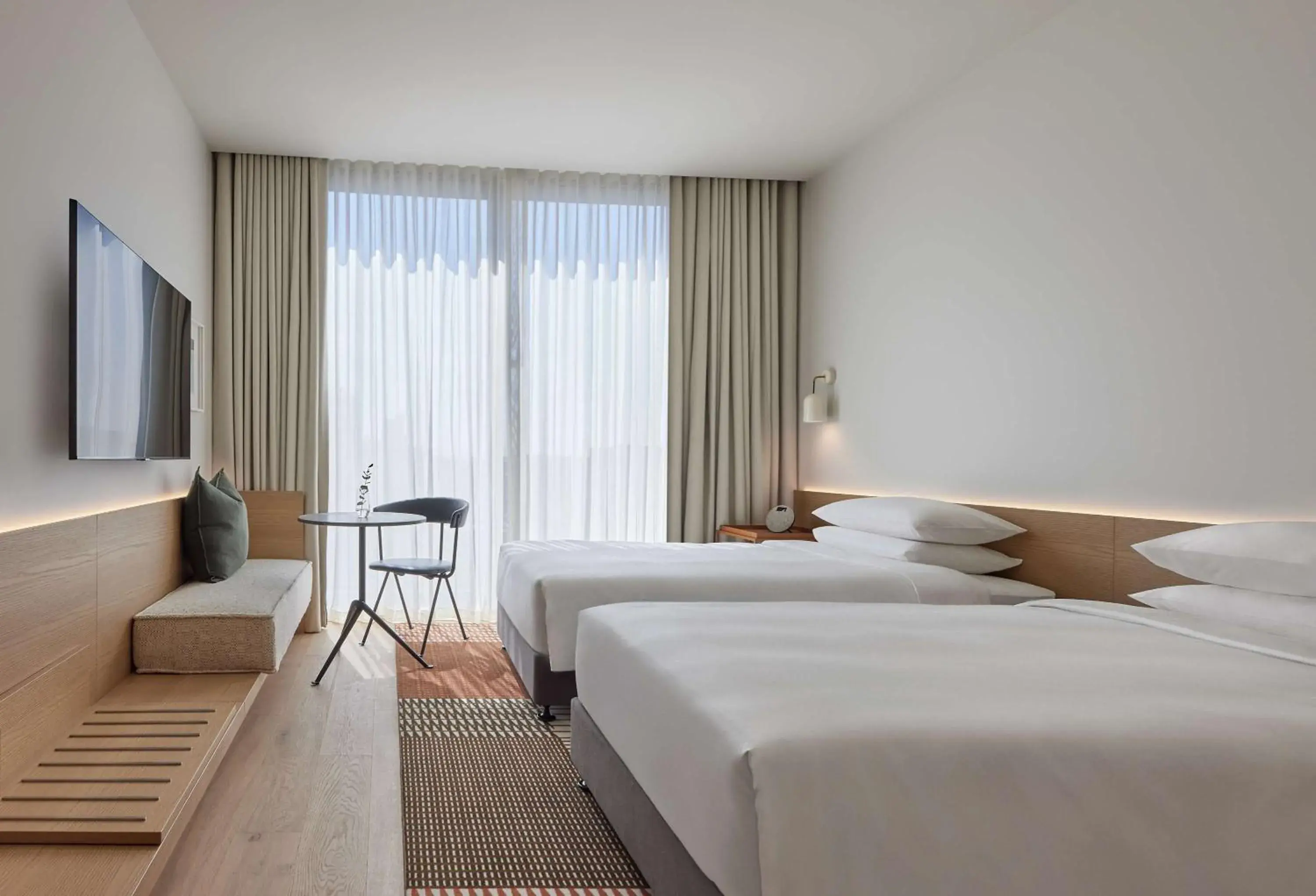 Twin Room with City View in Hyatt Centric Melbourne Twin Room with City View in Hyatt Centric Melbourne