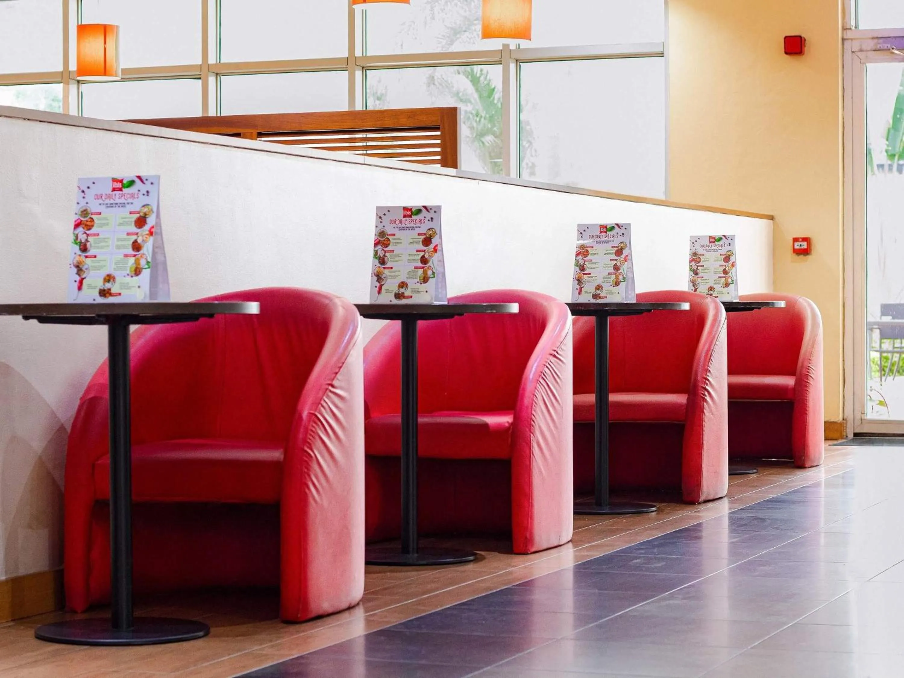 Lounge or bar in Ibis Lagos Airport
