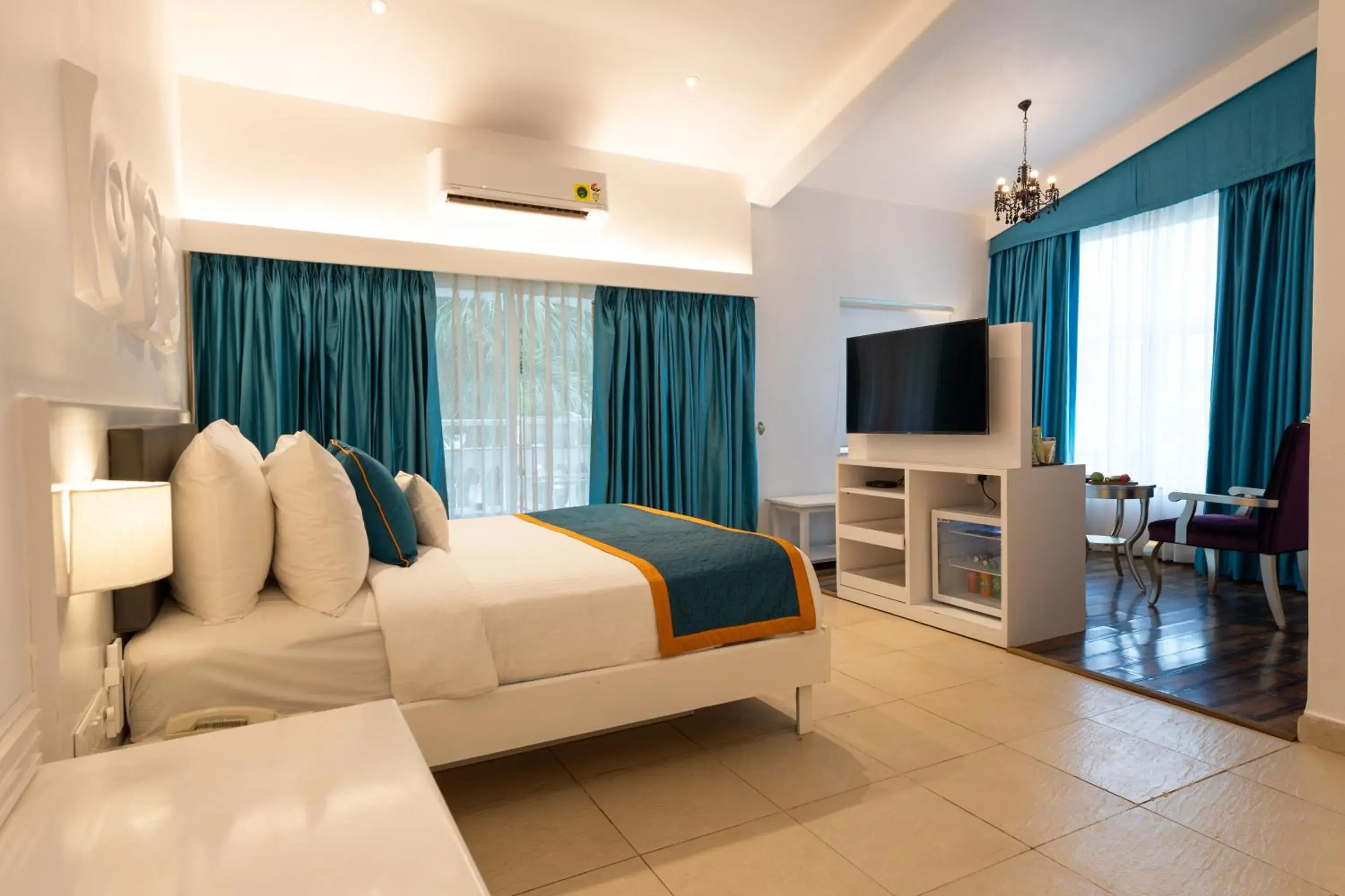 Deluxe Double Room with Balcony - single occupancy in Zone Connect by The Park Calangute Deluxe Double Room with Balcony - single occupancy in Zone Connect by The Park Calangute