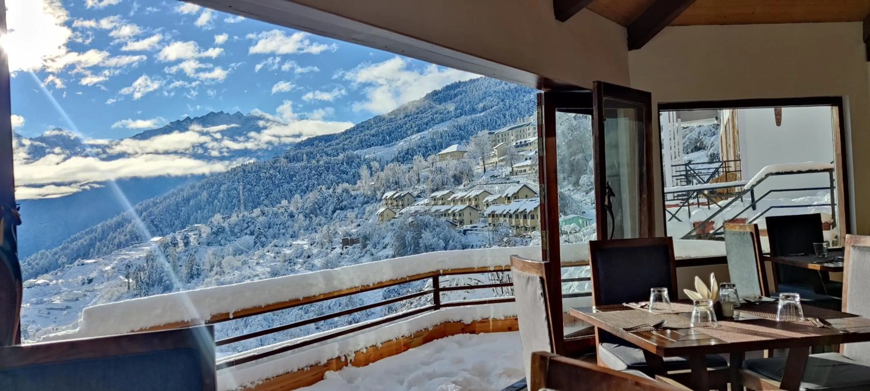 Property building in Casa Himalaya, Auli