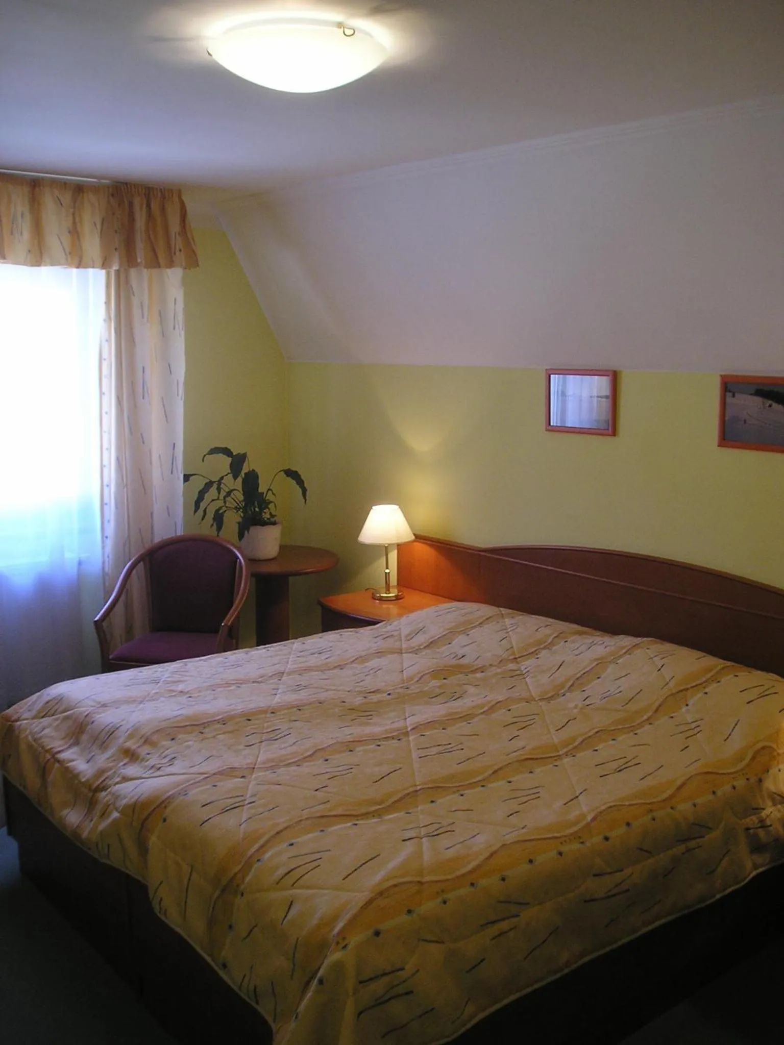 Drinks, Bed in Wellness Hotel Anna Nejdek