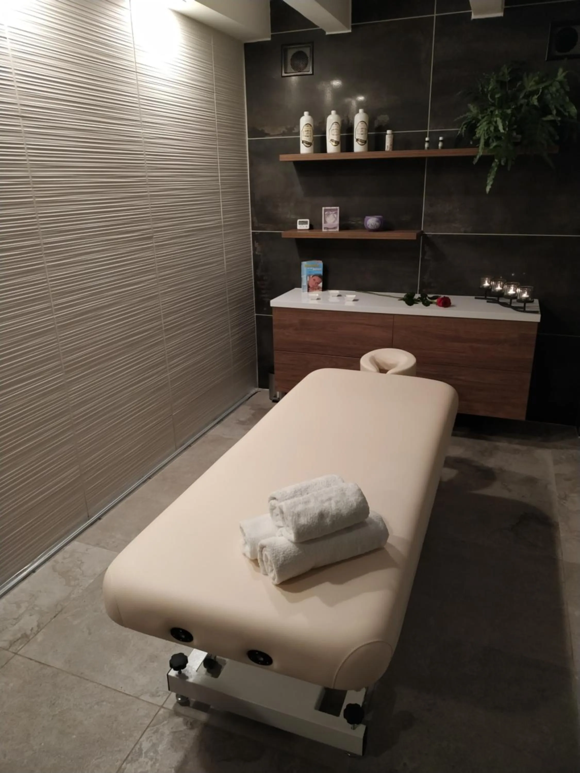 Massage in Wellness Hotel Anna Nejdek