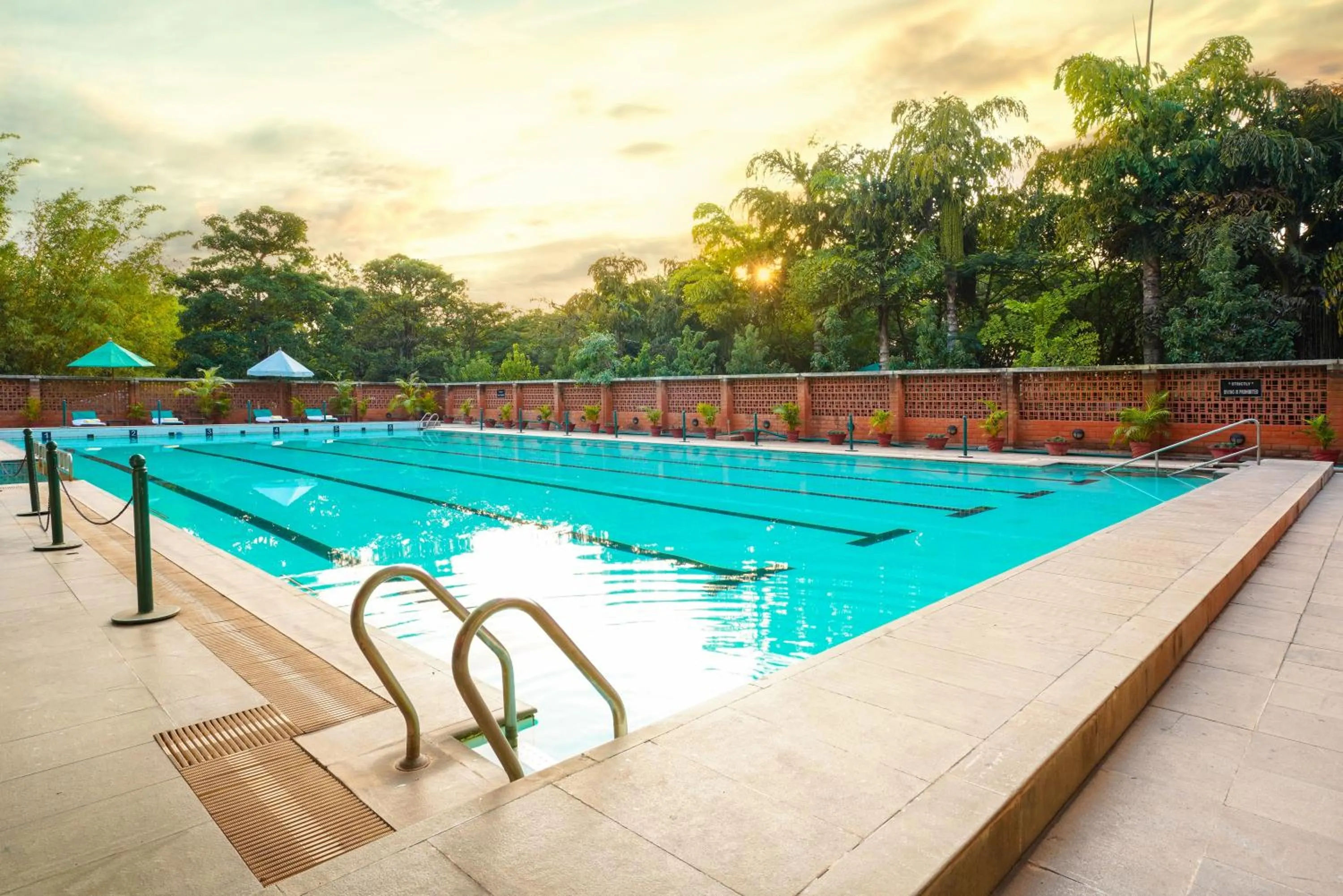 Swimming pool in Olde Bangalore Resort and Wellness Center