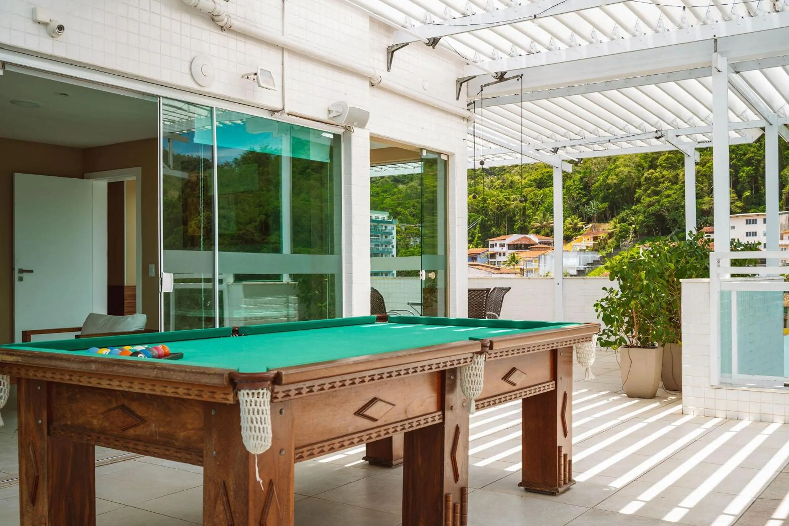 Billiard in Angra Beach Hotel