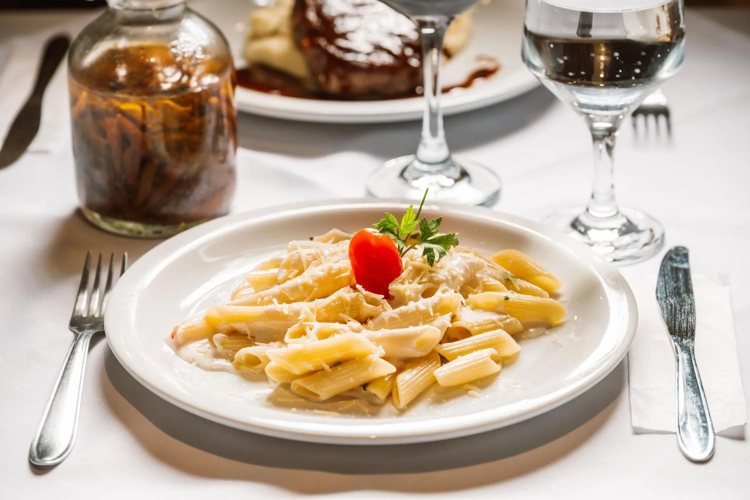 Restaurant/places to eat in Angra Beach Hotel