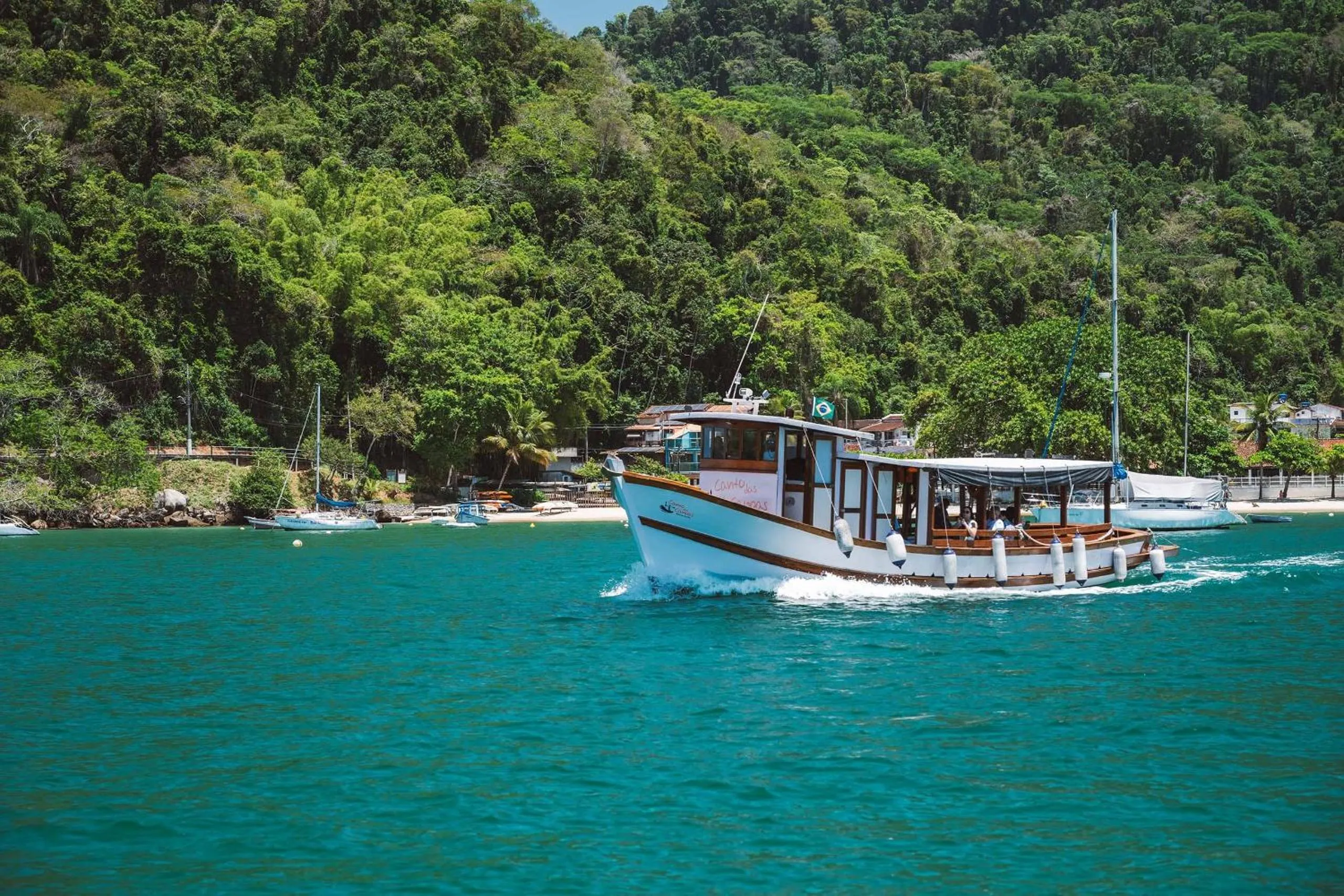 Beach in Angra Beach Hotel