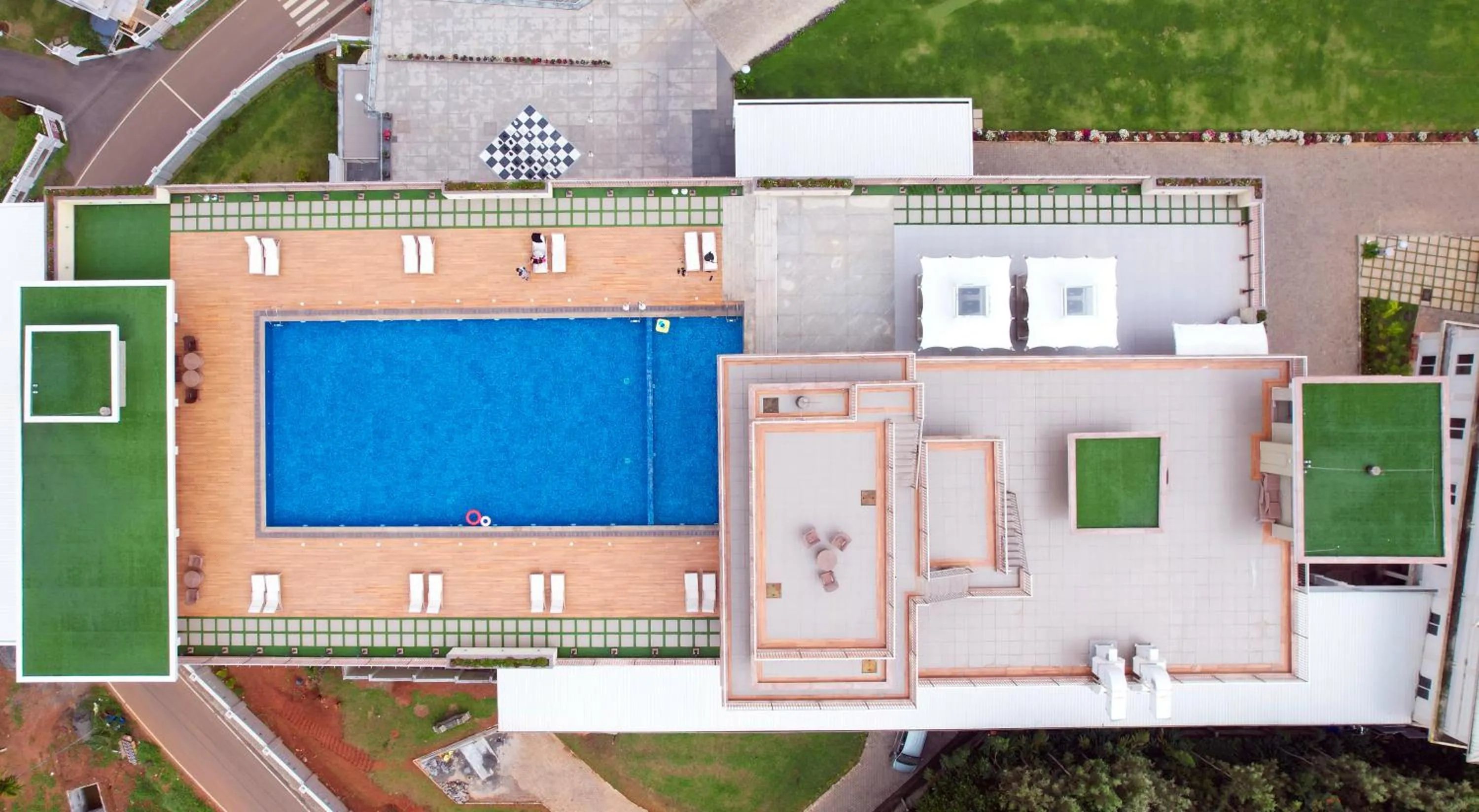 Balcony/Terrace in Vibe Munnar Resort & Spa