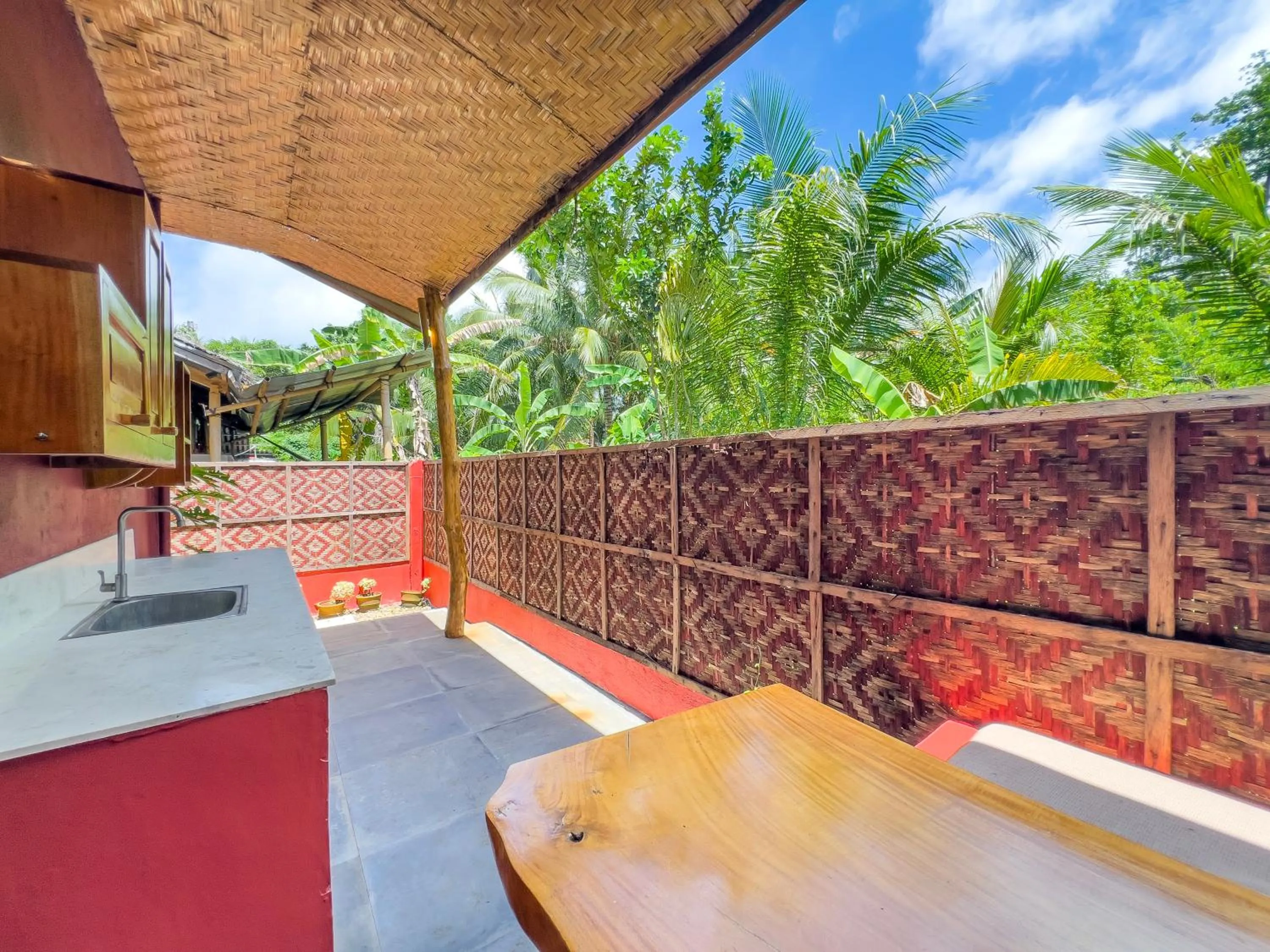 Patio in Nakabalo Guesthouse & Restaurant