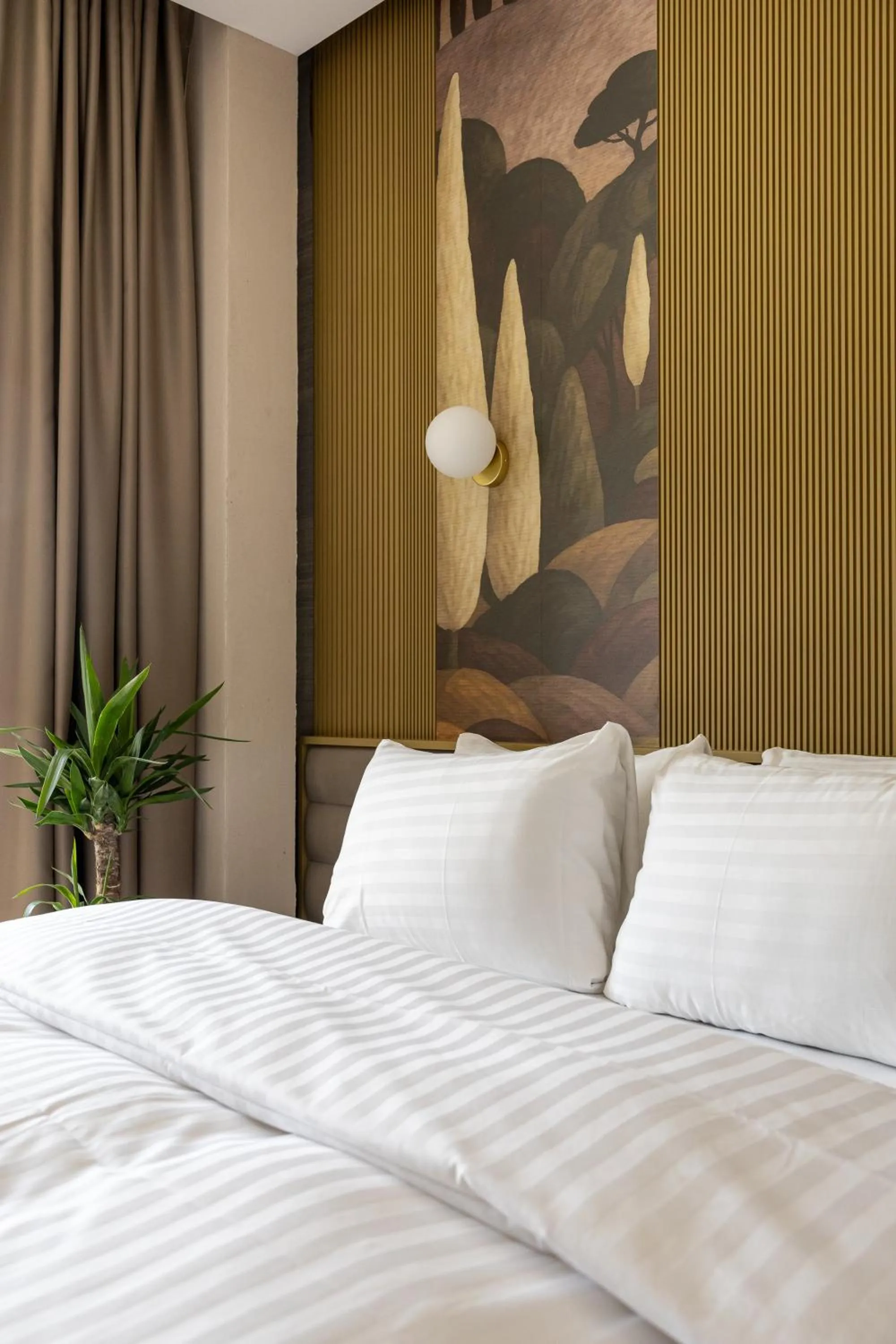 Bed in The Alley by Kanopian