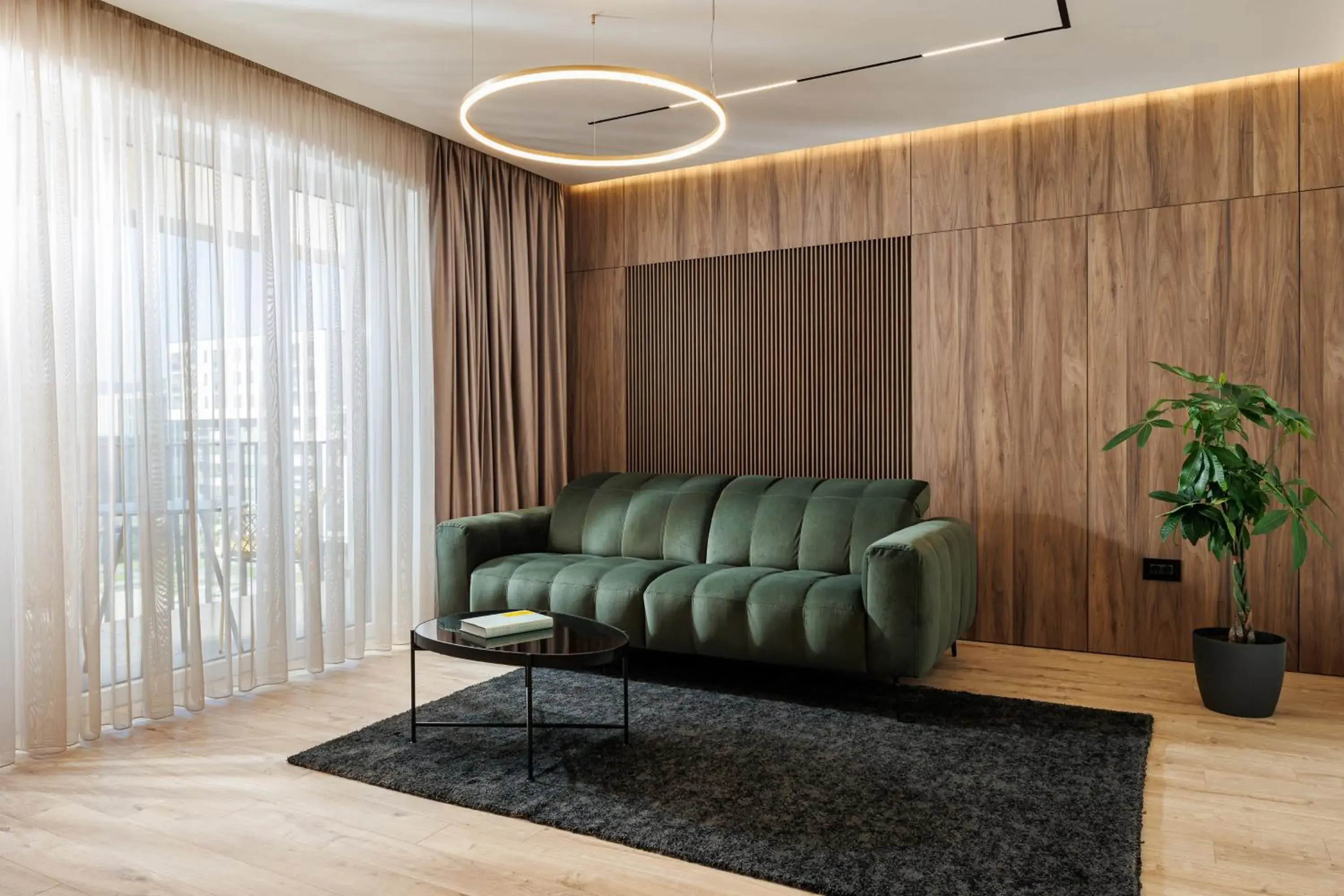 Two-Bedroom Apartment in The Alley by Kanopian Two-Bedroom Apartment in The Alley by Kanopian