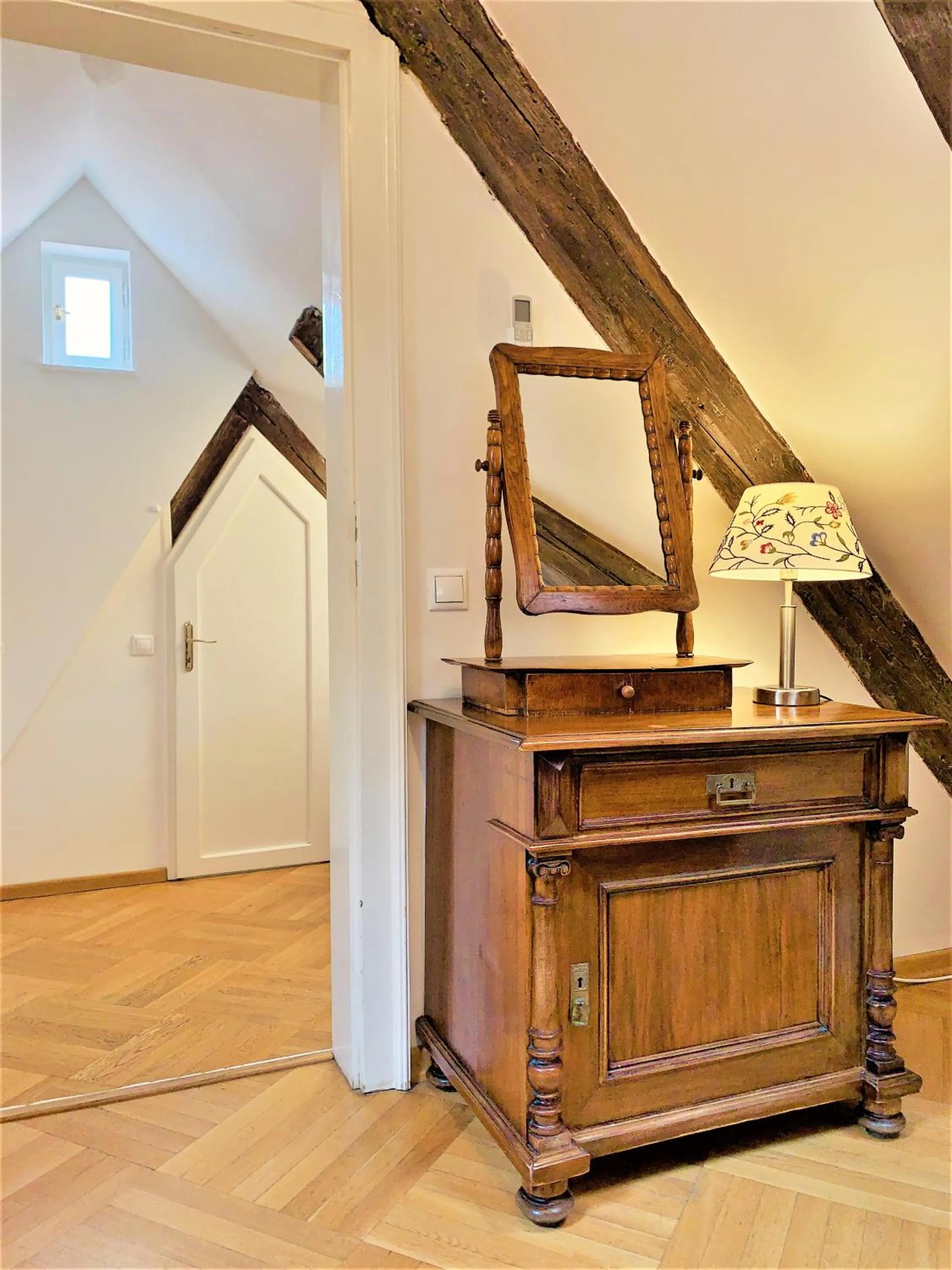 Communal lounge/ TV room in Small Luxury Palace Residence