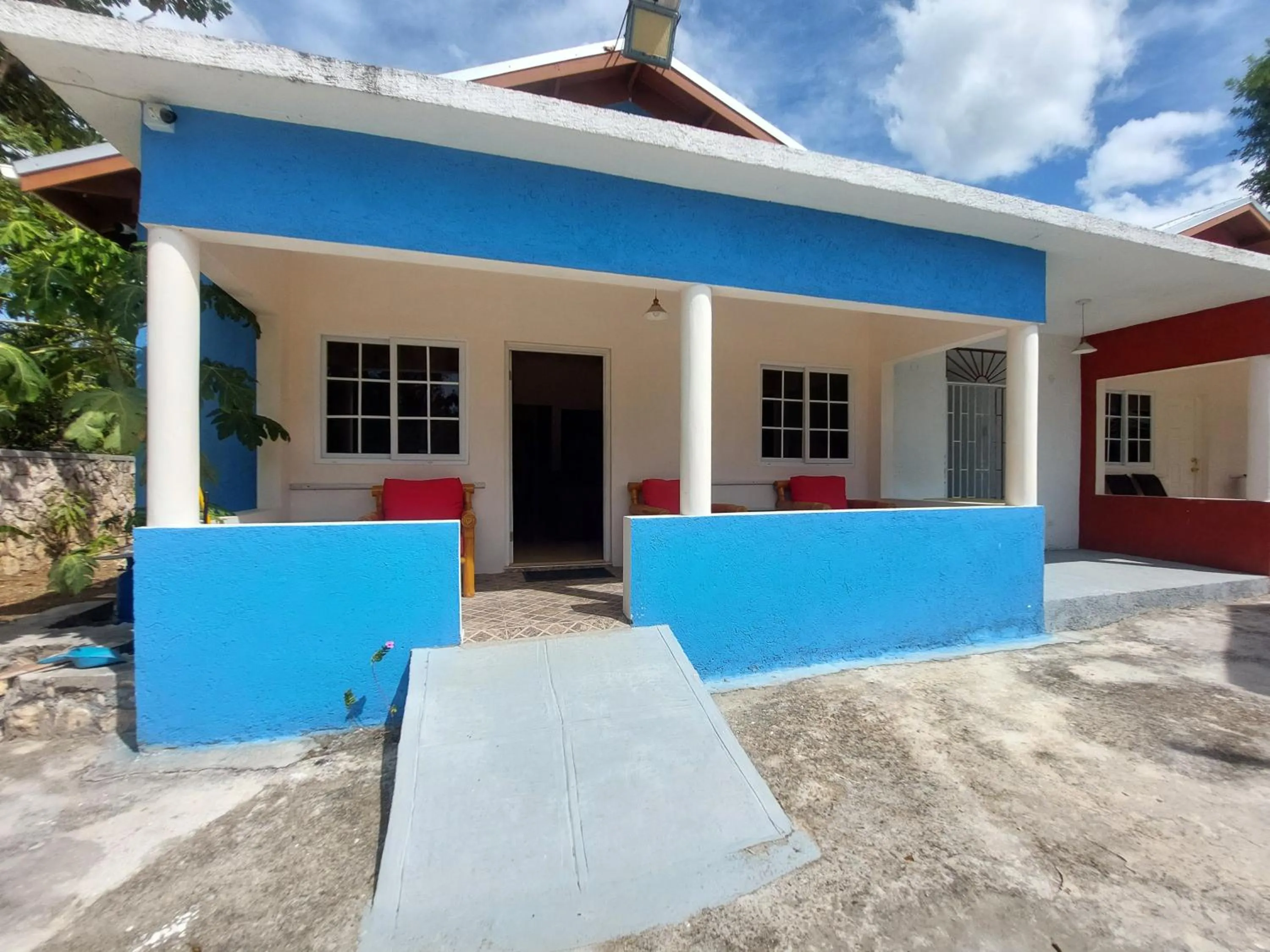 Property building in Stoney Gate Cottages