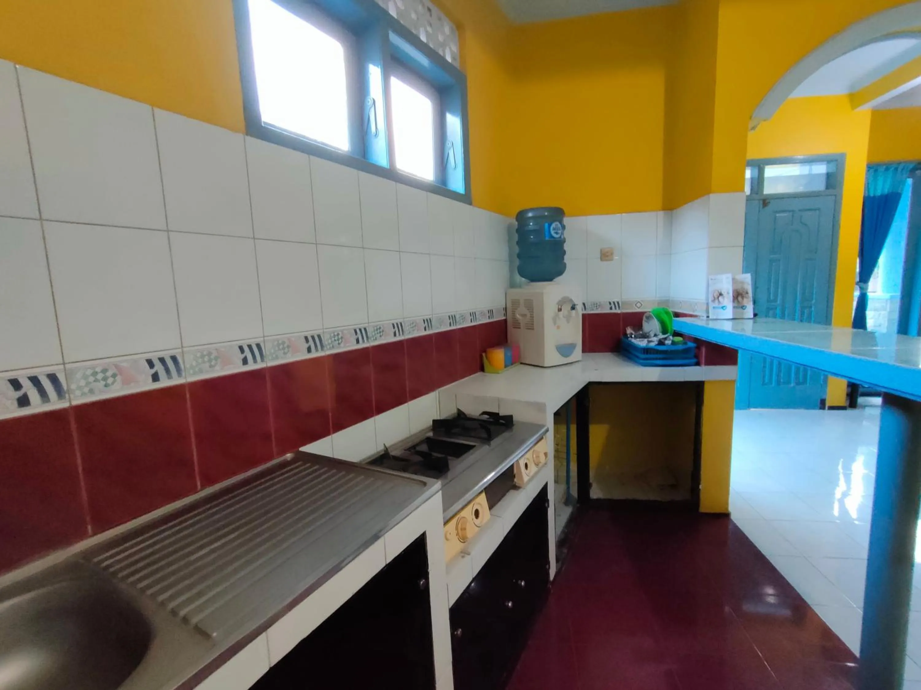 Kitchen or kitchenette in Blue Nineteen RedPartner