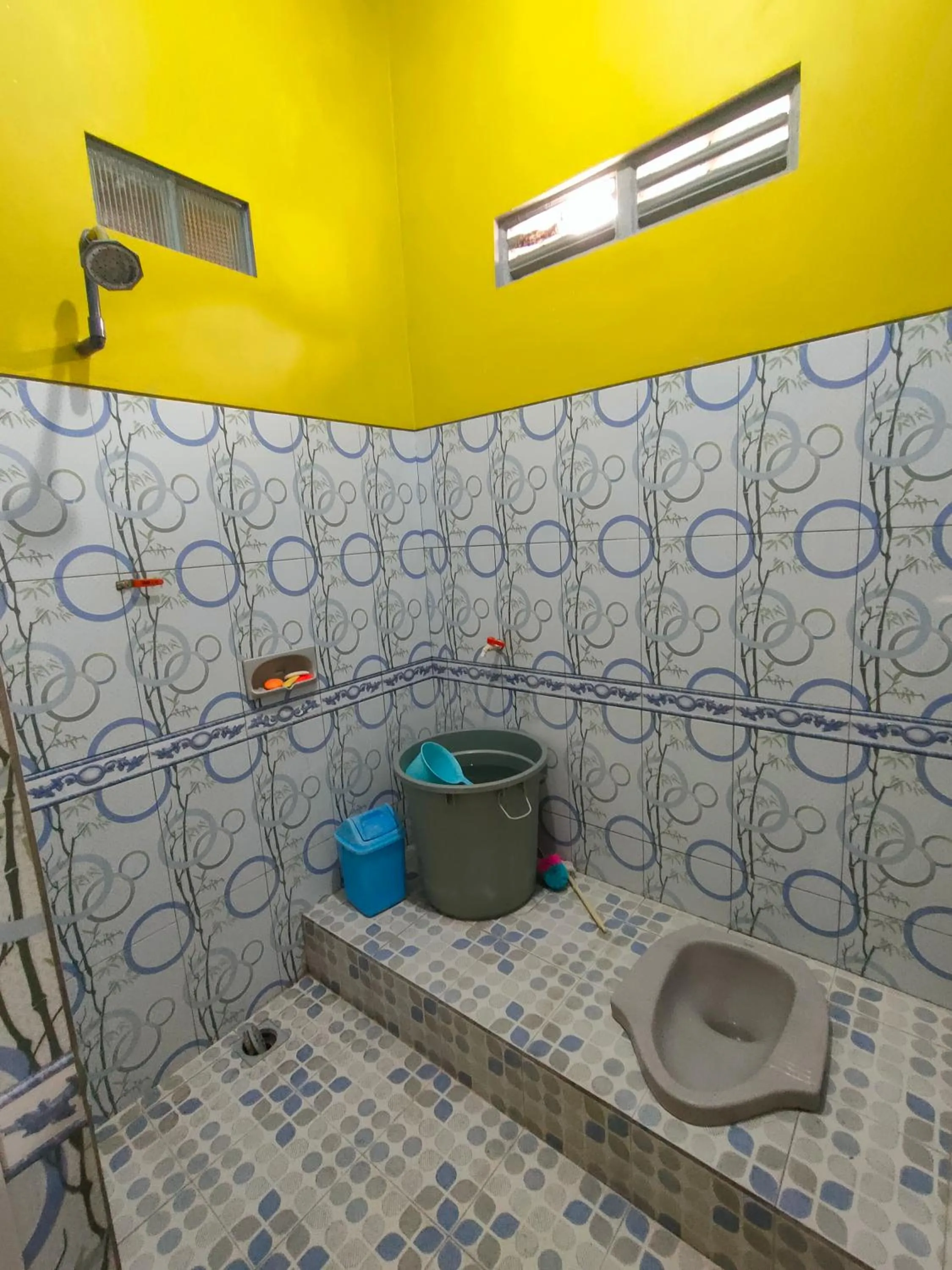 Bathroom in Blue Nineteen RedPartner