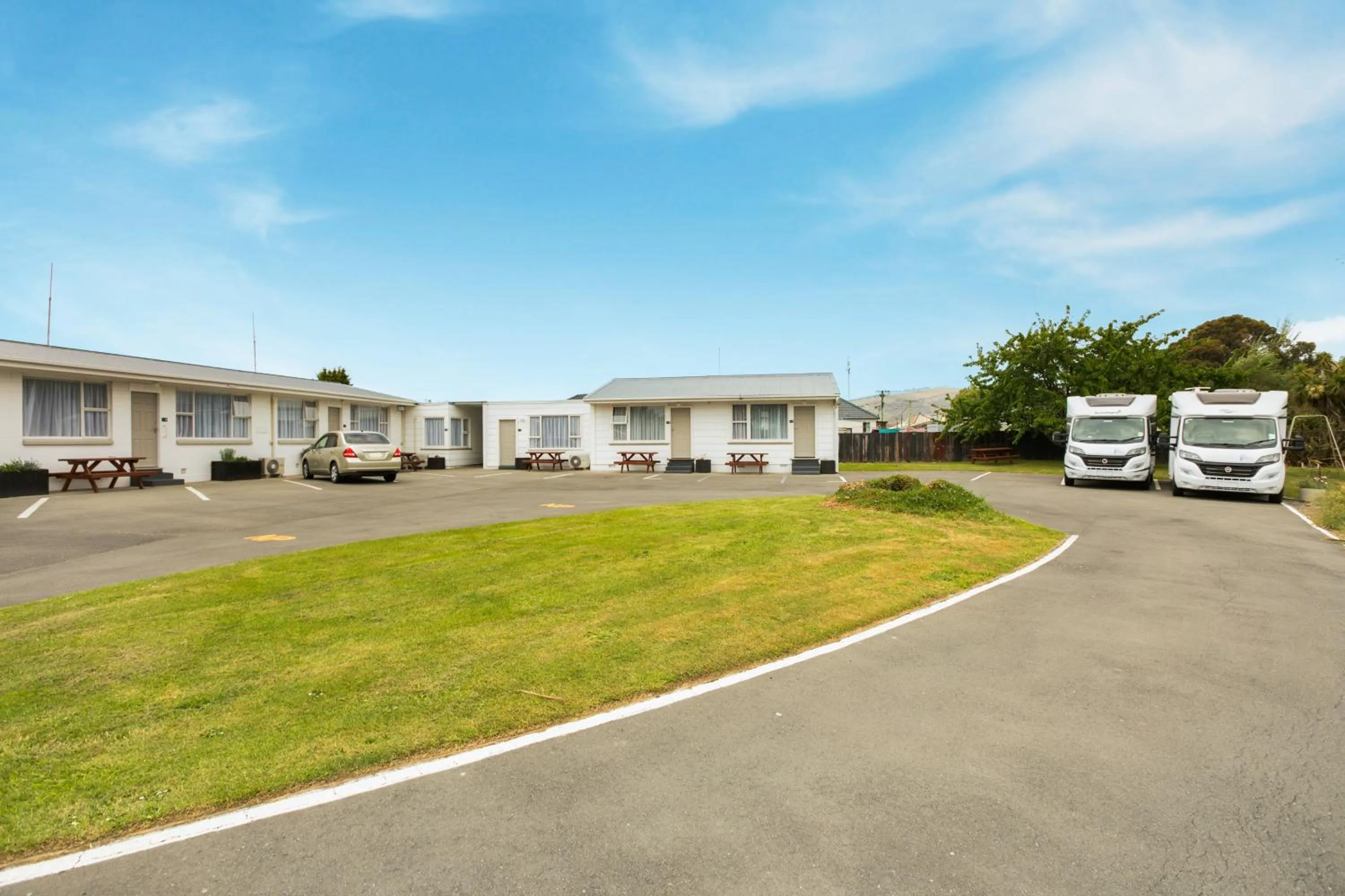 Property building in Arcadia Motel
