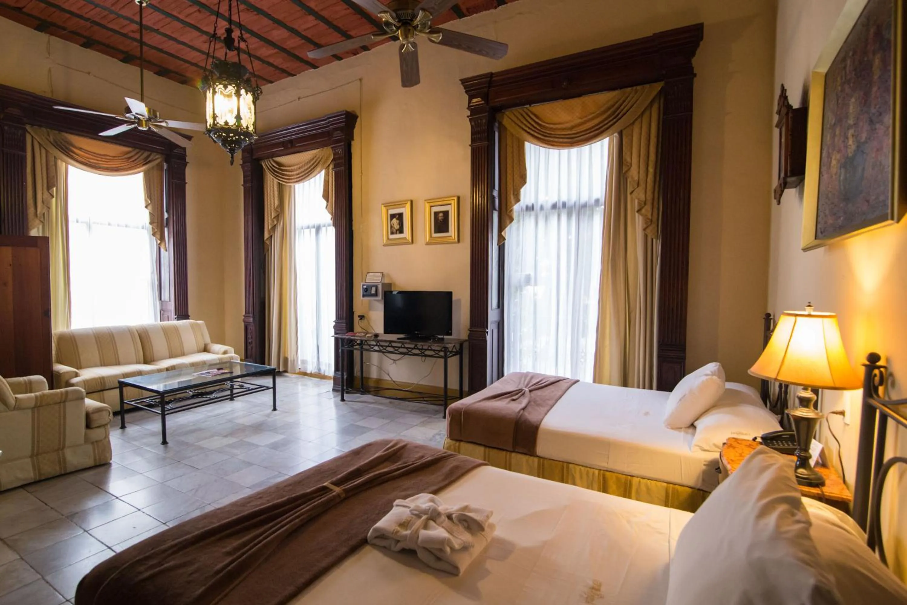 Bed in El Gran Hotel