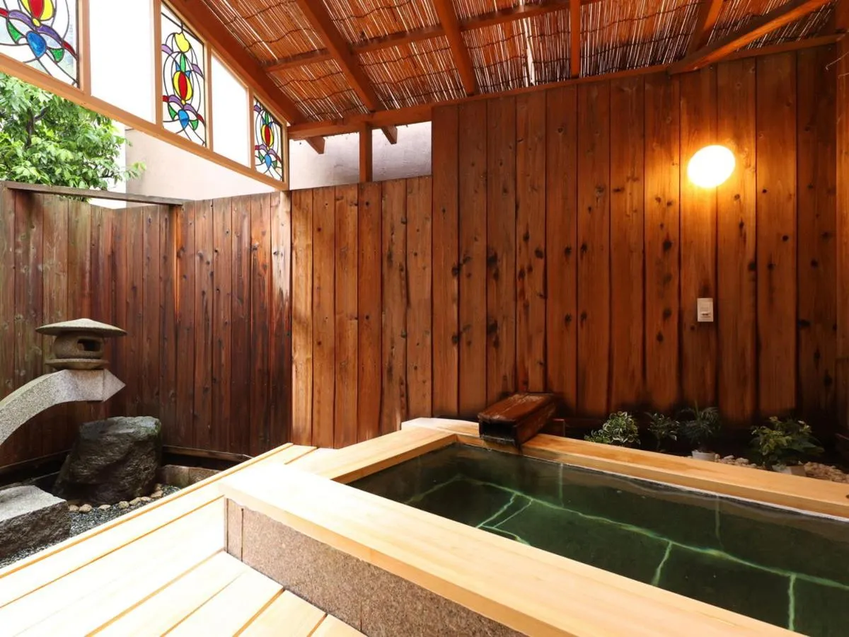 Open Air Bath in Kamiyamada Hotel