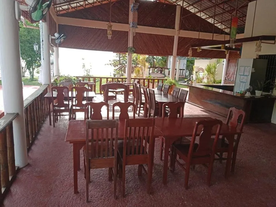 Restaurant/places to eat in Bonita Oasis Beach Resort