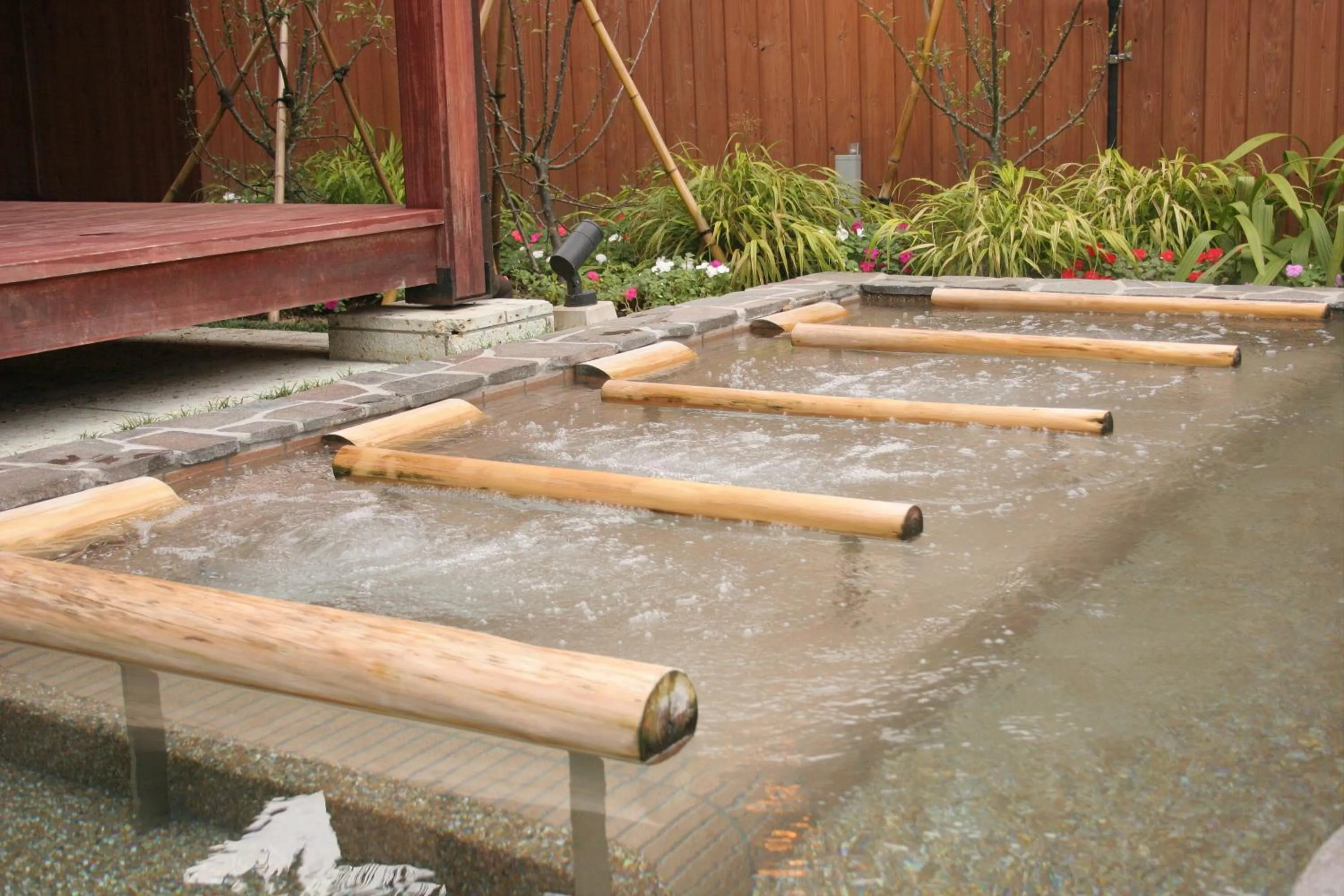 Hot Spring Bath in Izu-Kogen Wan Wan Paradise Hotel & Cottage