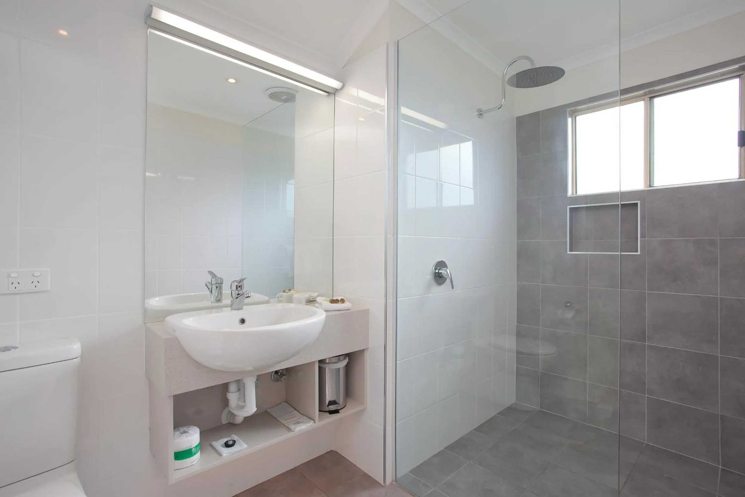 Shower in BIG4 Karuah Jetty Holiday Park