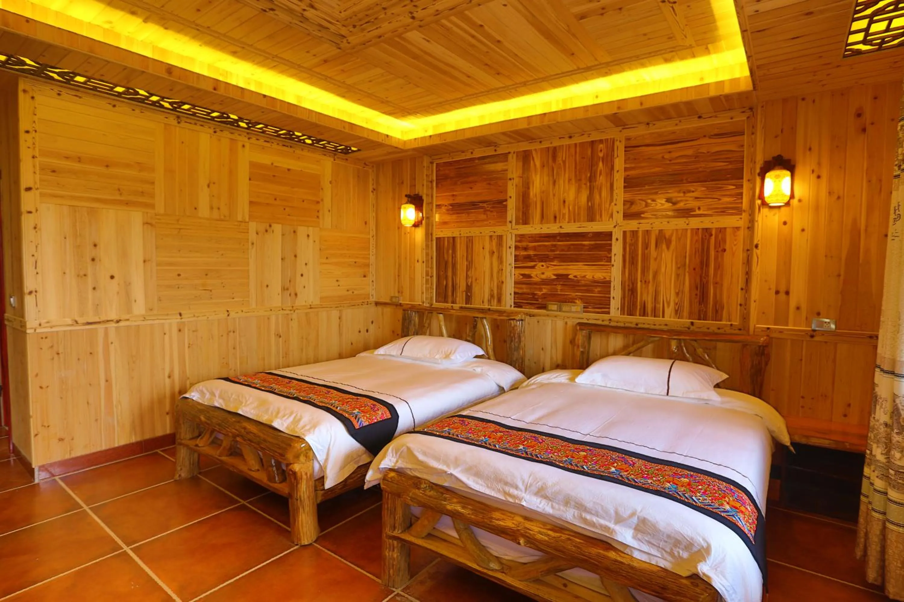 bunk bed, Bed in Longji Holiday Hotel