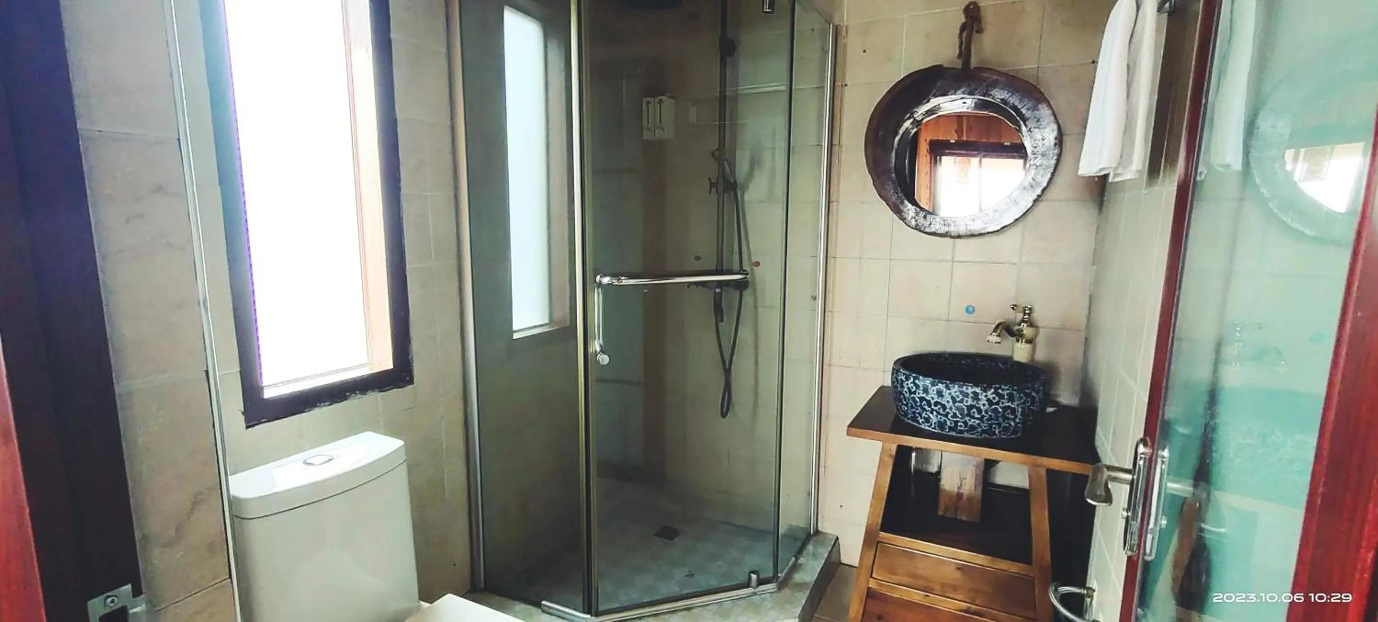 Bathroom in Longji Holiday Hotel