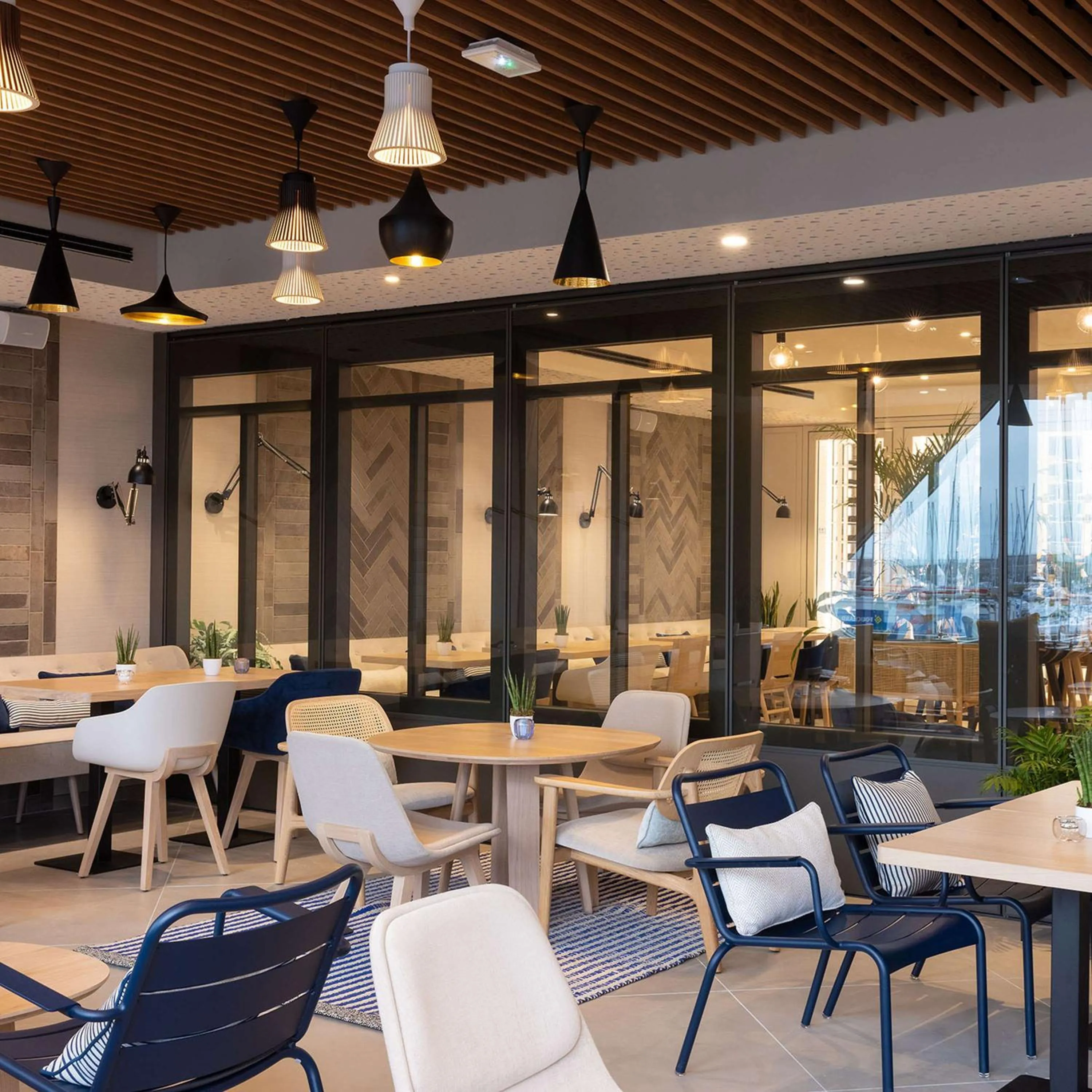 Restaurant/places to eat in Hilton Garden Inn Le Havre Centre