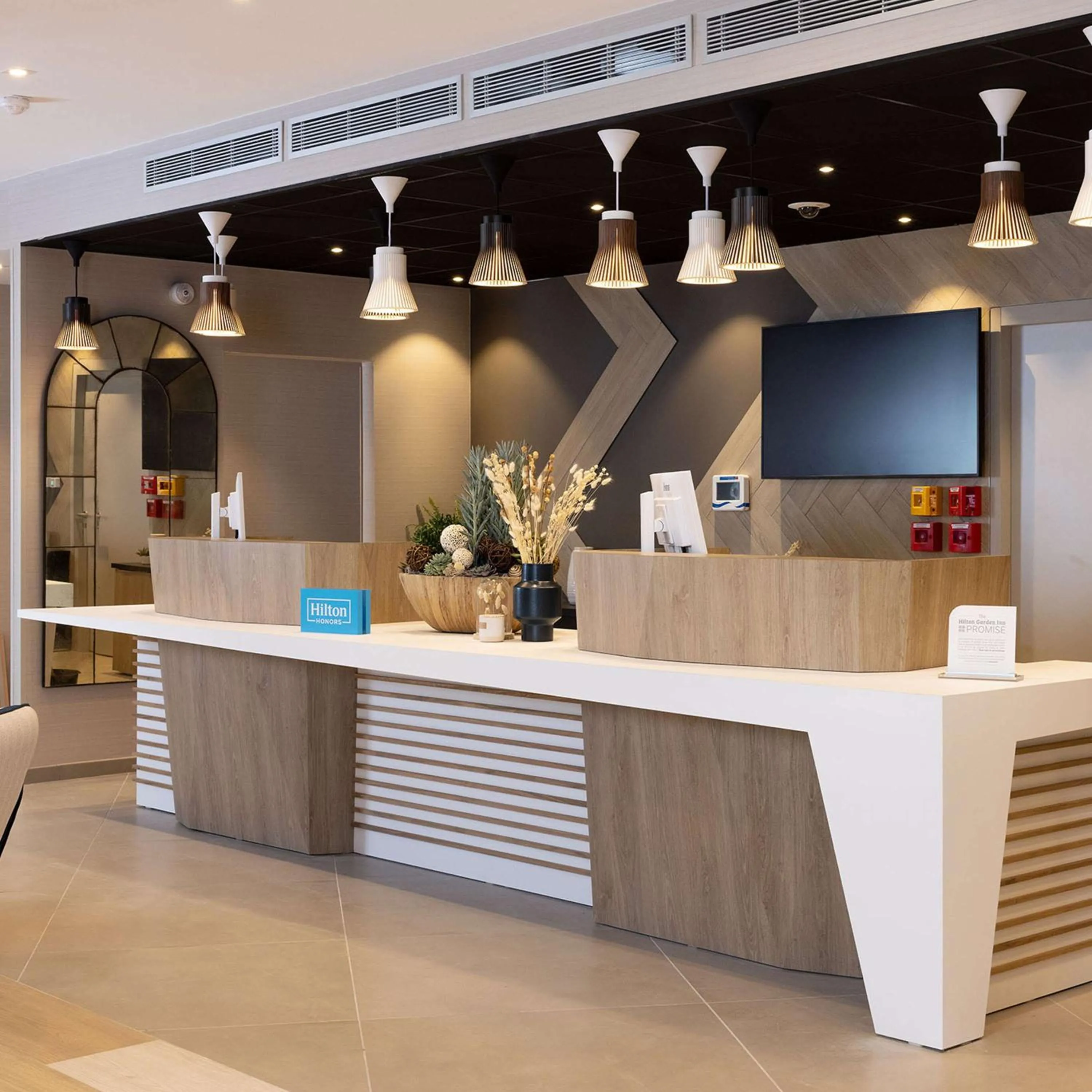 Lobby or reception in Hilton Garden Inn Le Havre Centre