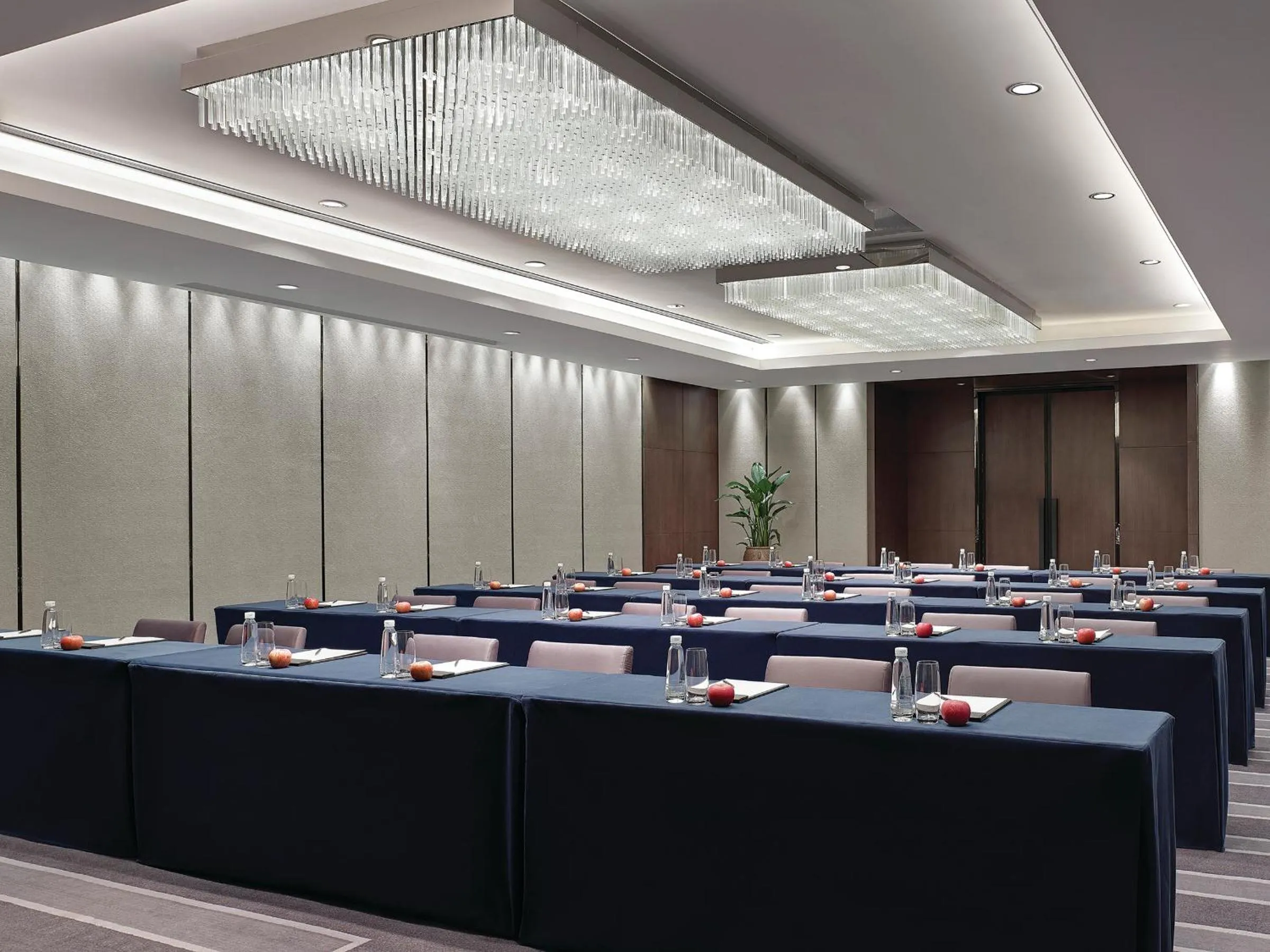Banquet/Function facilities in Langham Place, Ningbo Culture Plaza