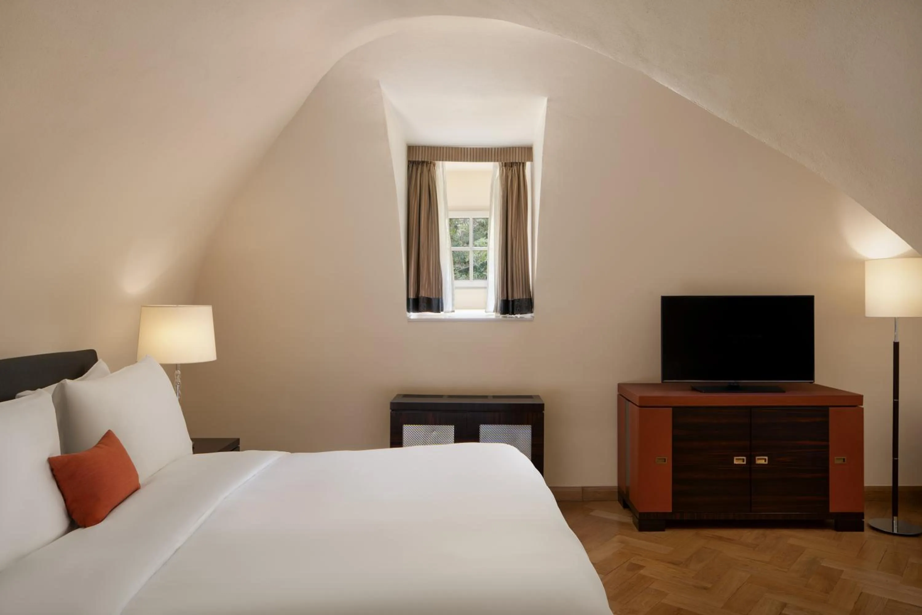 Bedroom, Bed in Mandarin Oriental, Prague