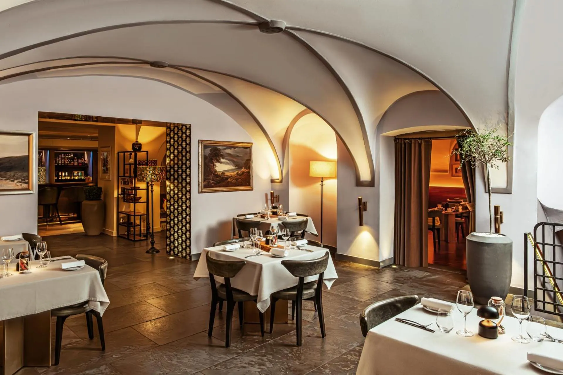 Restaurant/places to eat in Mandarin Oriental, Prague