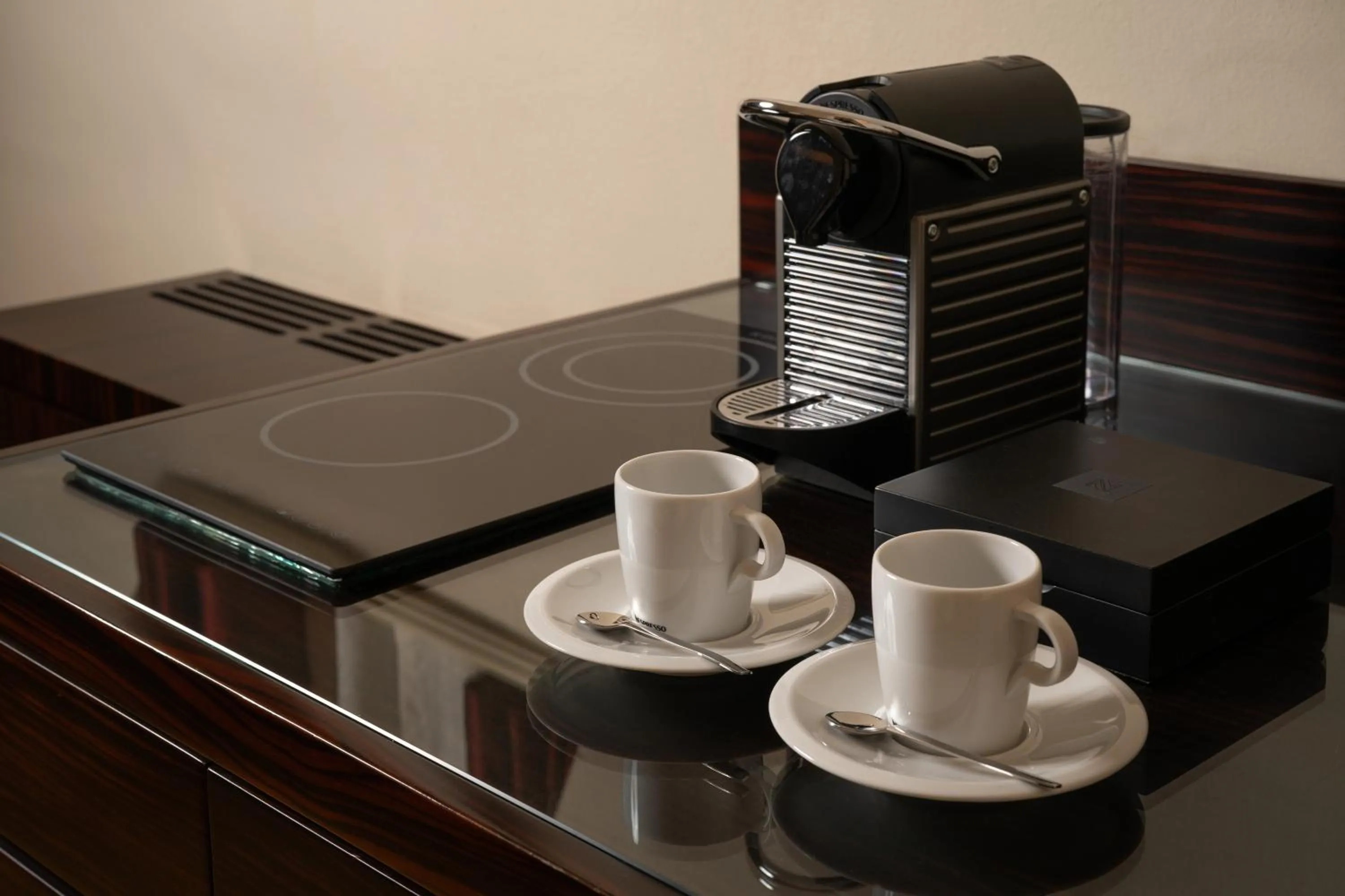 Coffee/tea facilities in Mandarin Oriental, Prague