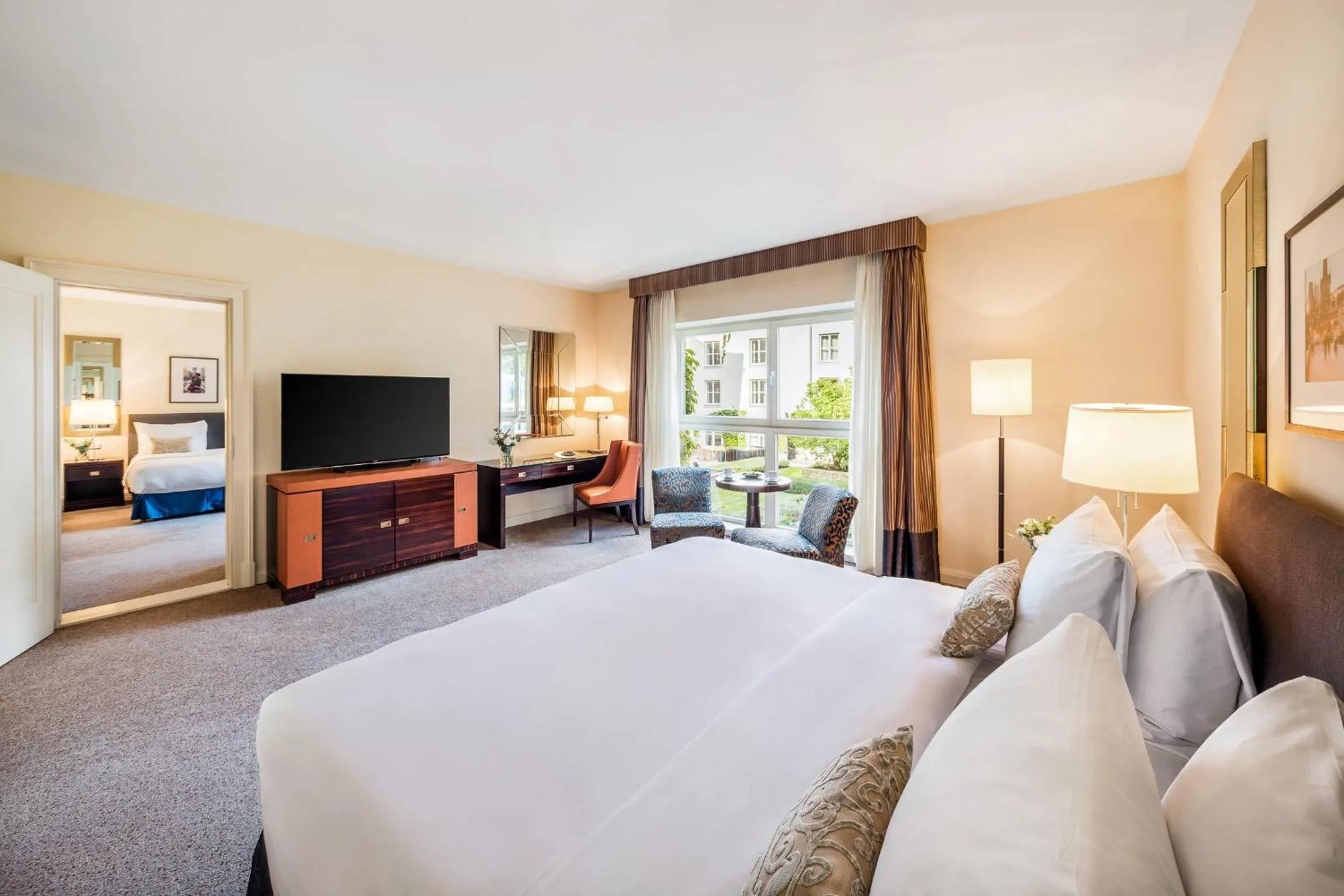 Garden, Bed in Mandarin Oriental, Prague