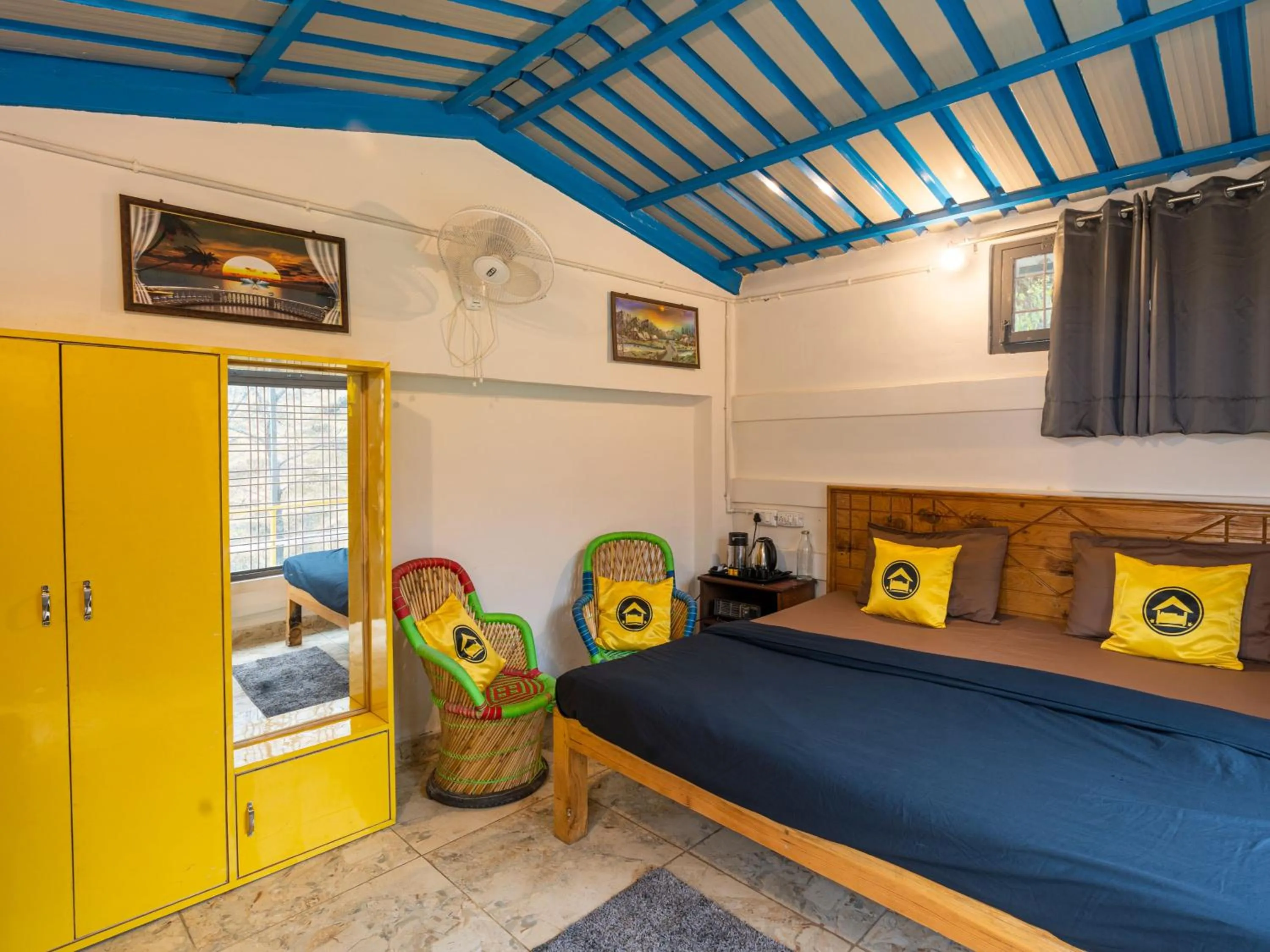 Bed in The Hosteller Mussoorie By the Streamside, Kempty